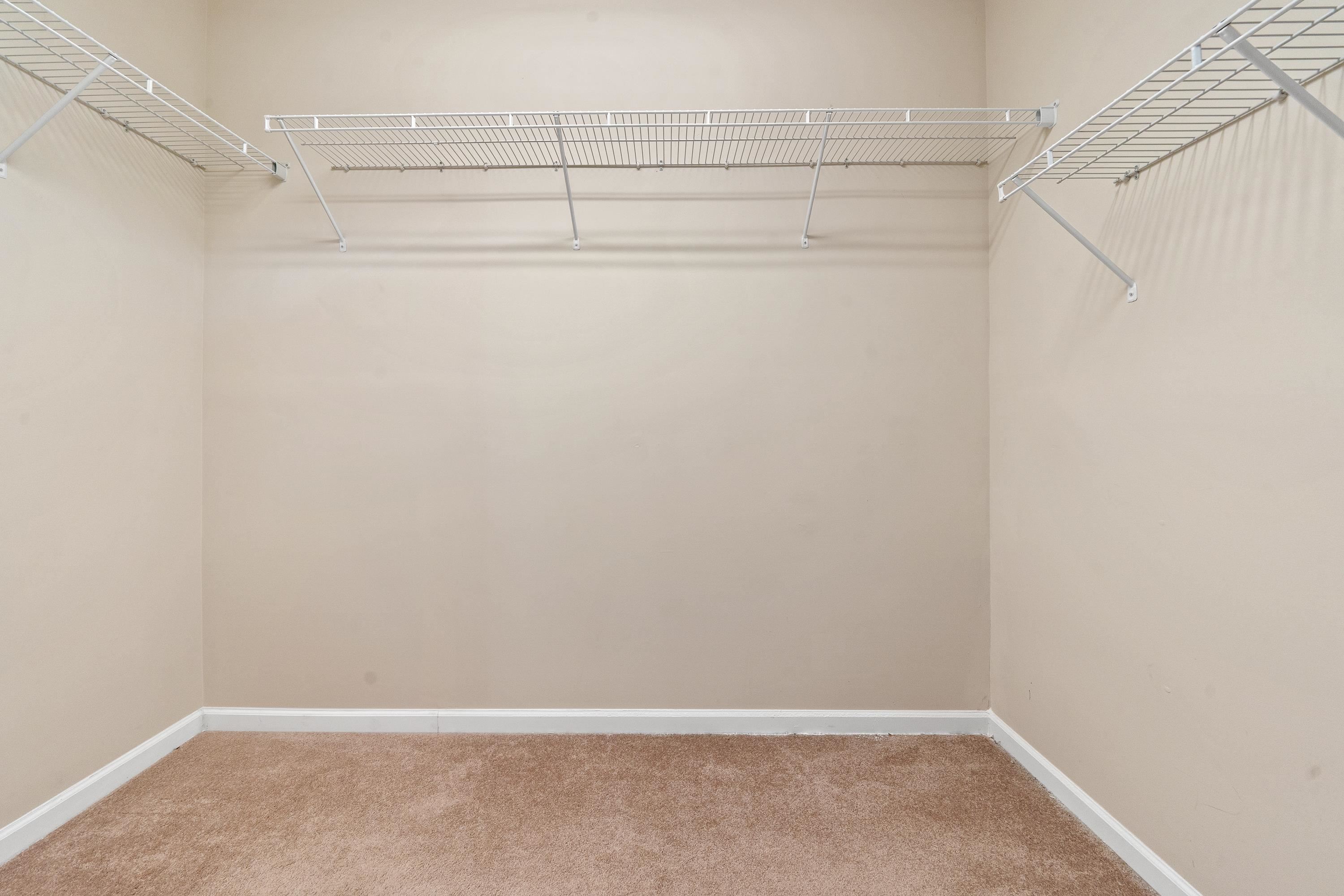 1370 SUMMER HOLLOW ROAD