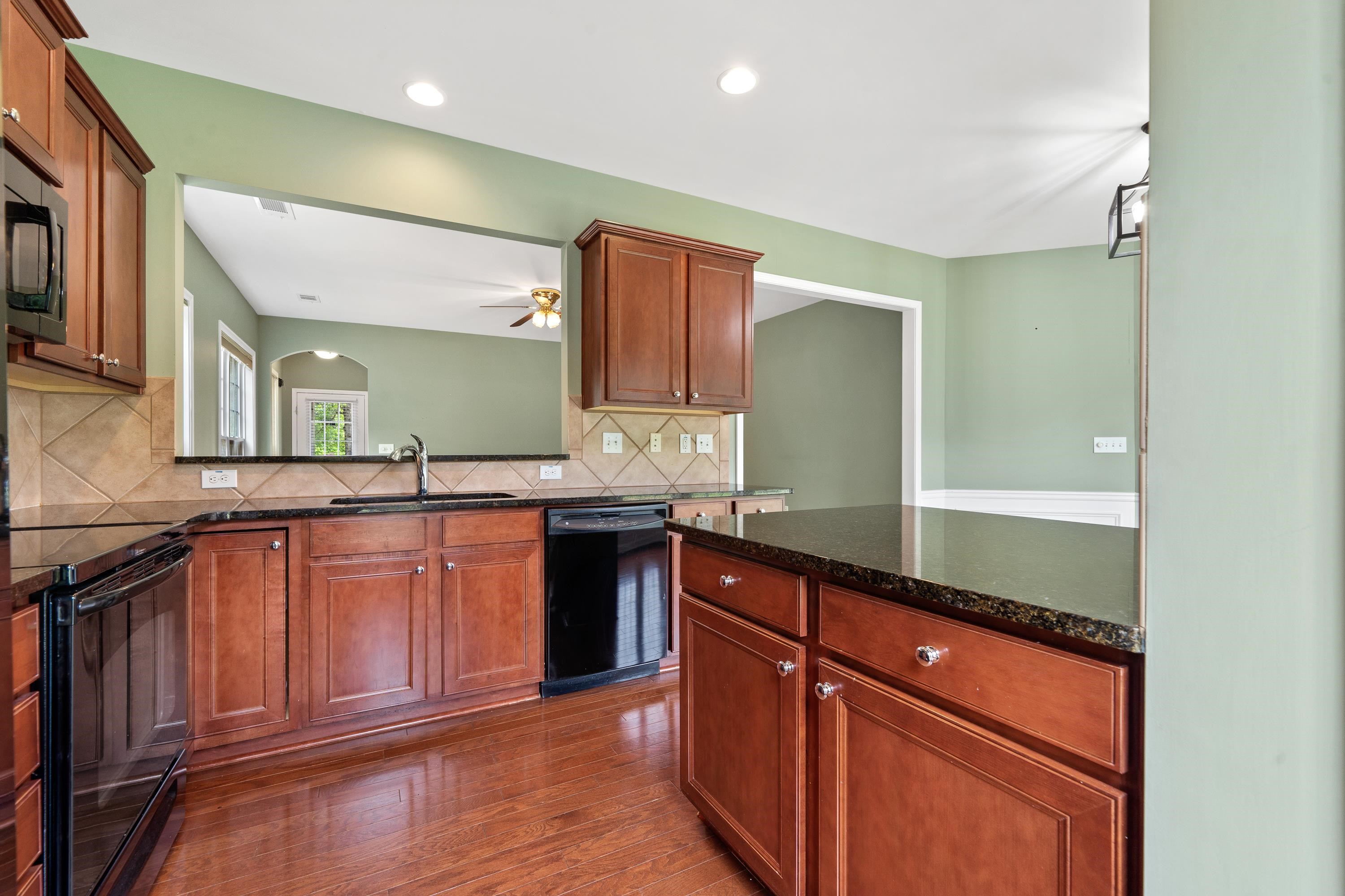 1370 SUMMER HOLLOW ROAD