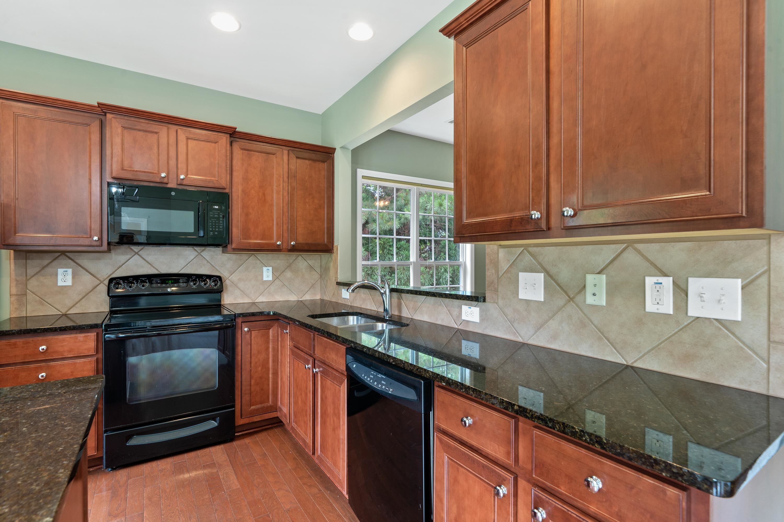 1370 SUMMER HOLLOW ROAD