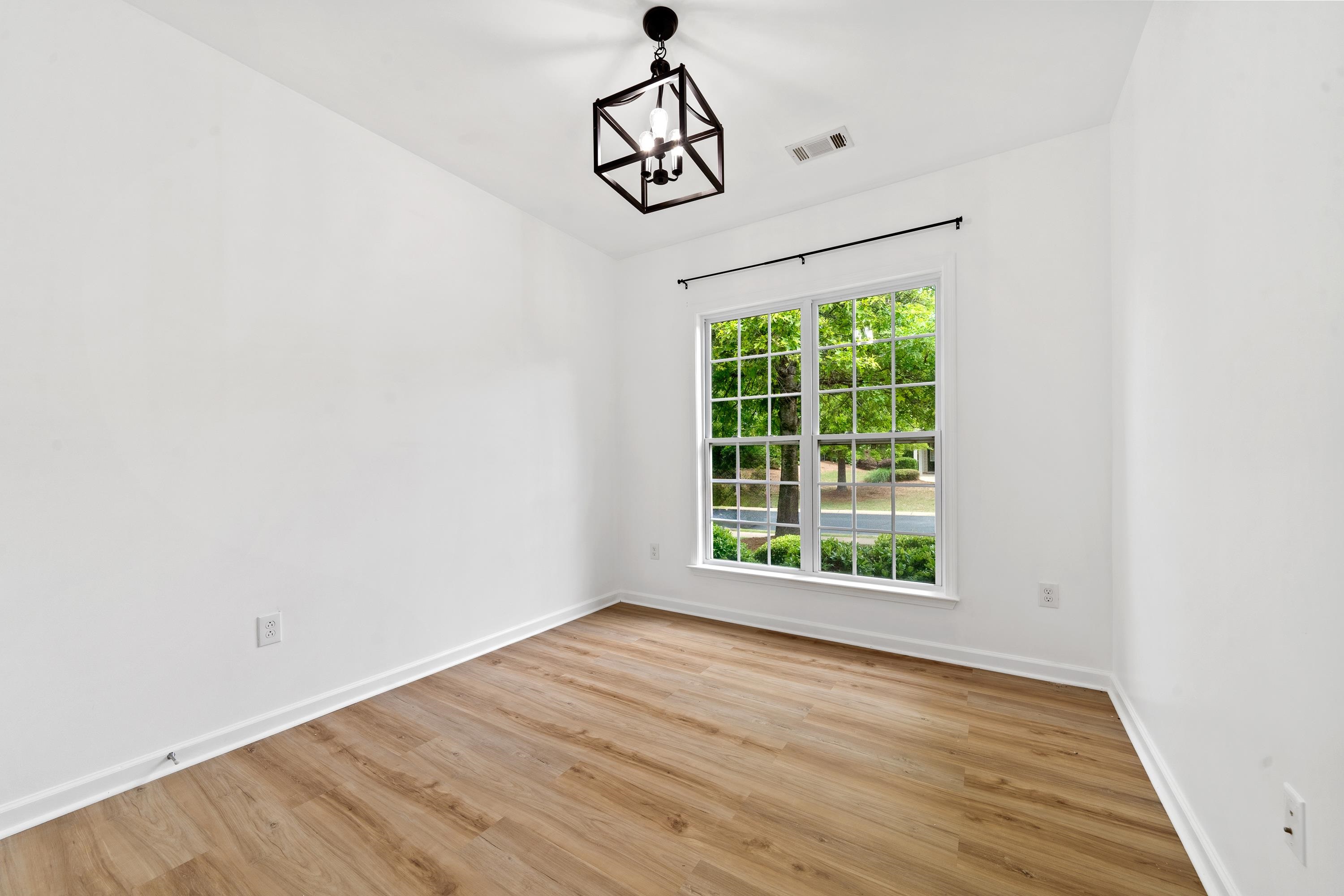 1370 SUMMER HOLLOW ROAD