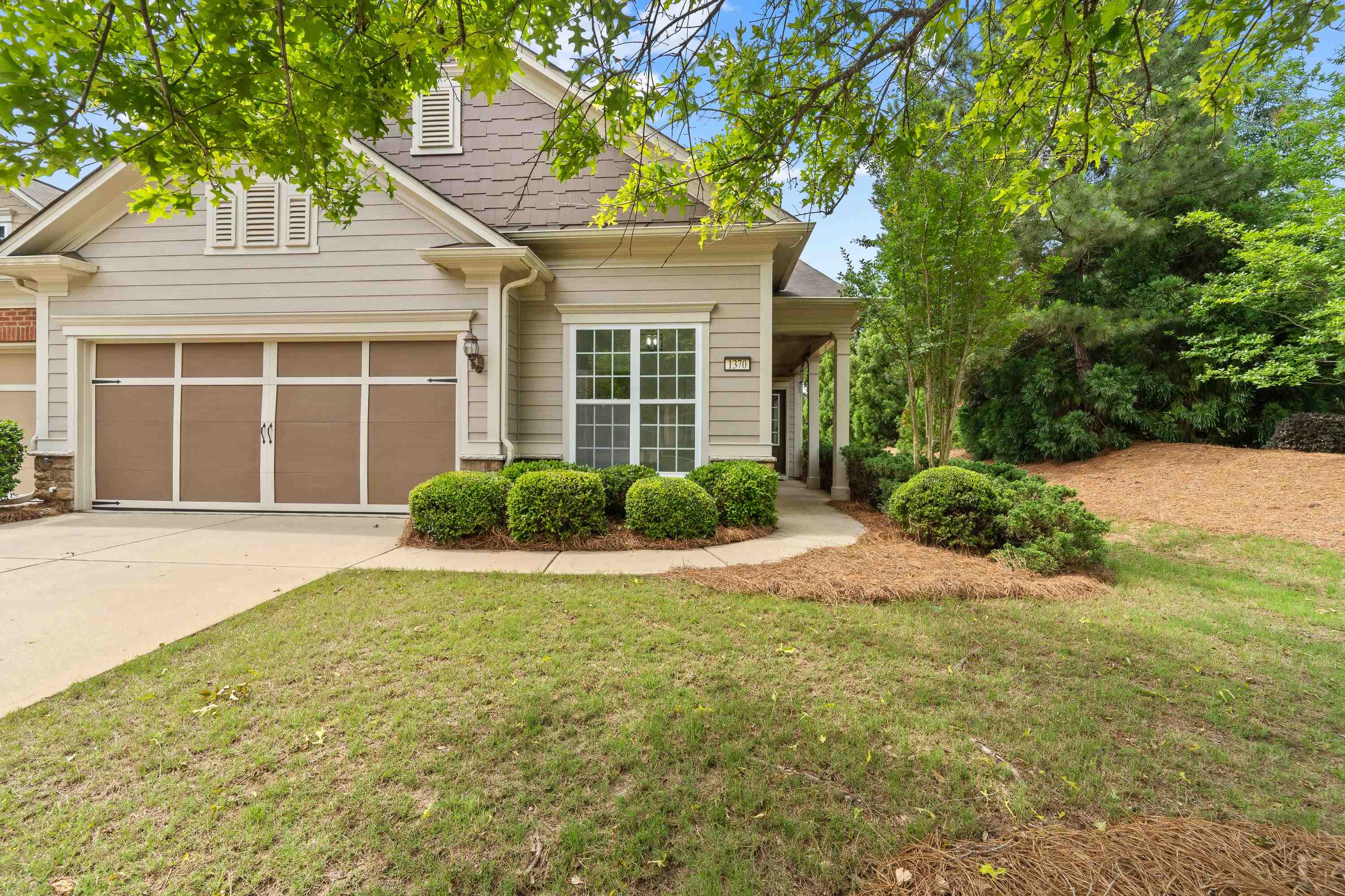 1370 SUMMER HOLLOW ROAD