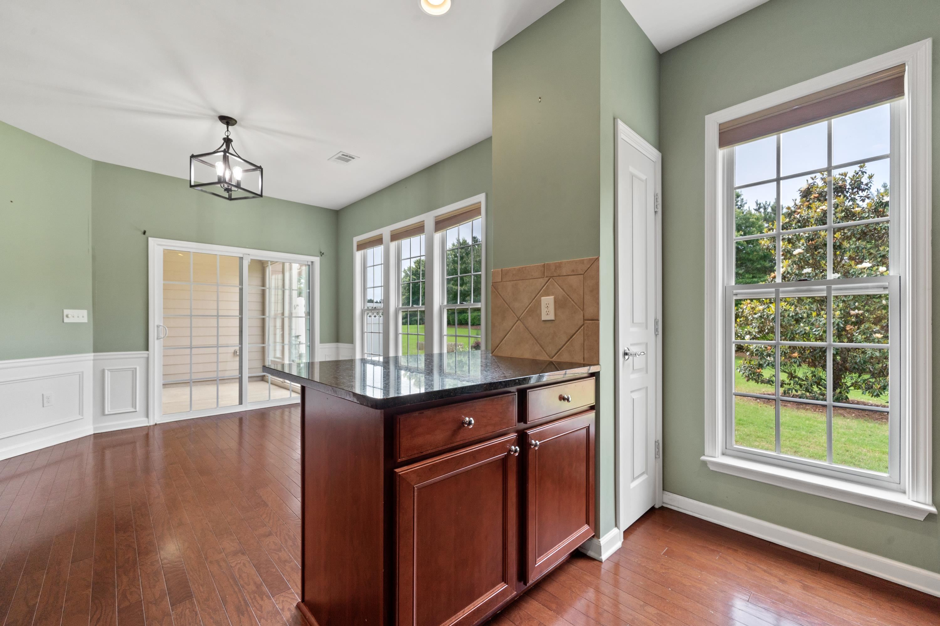 1370 SUMMER HOLLOW ROAD