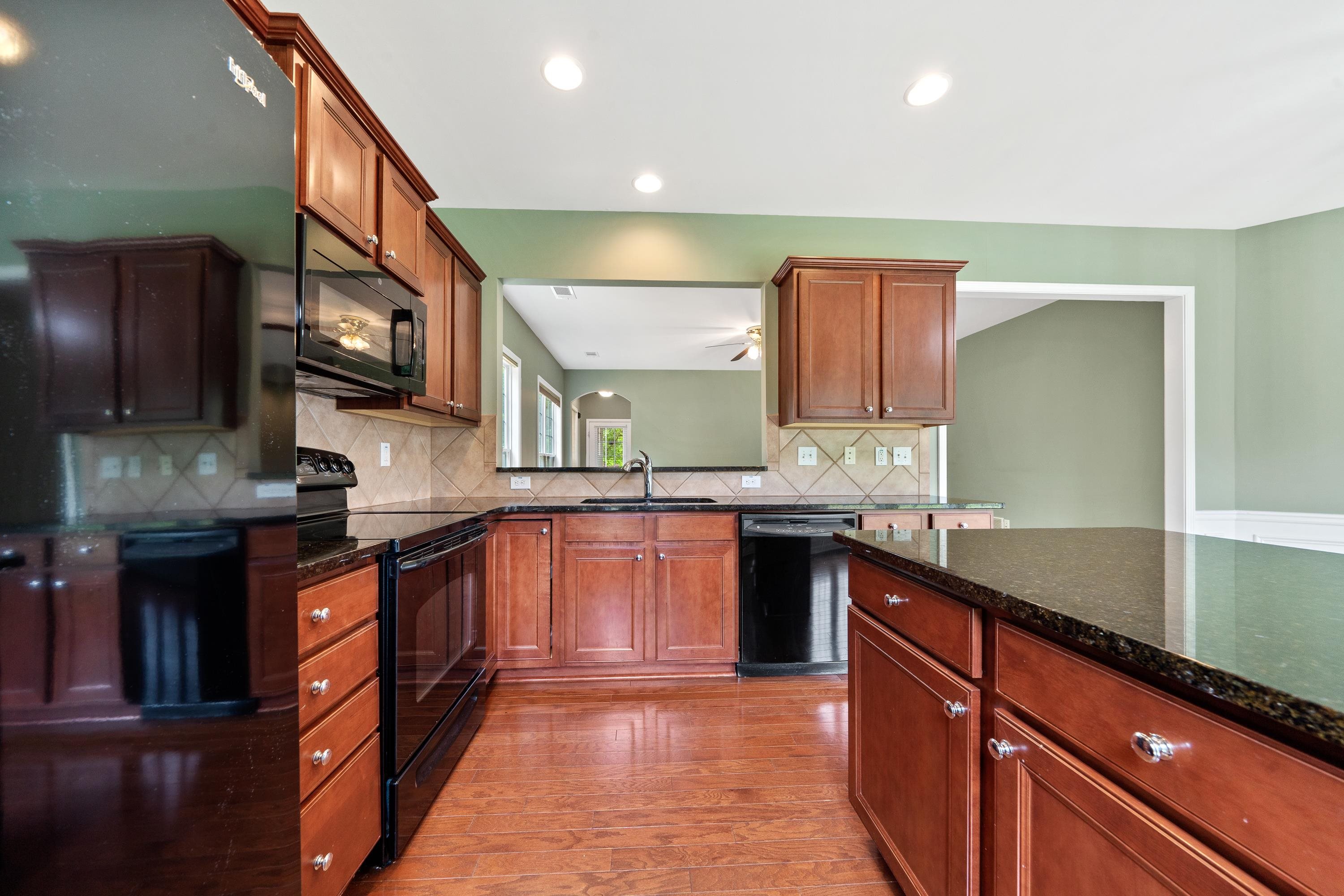 1370 SUMMER HOLLOW ROAD