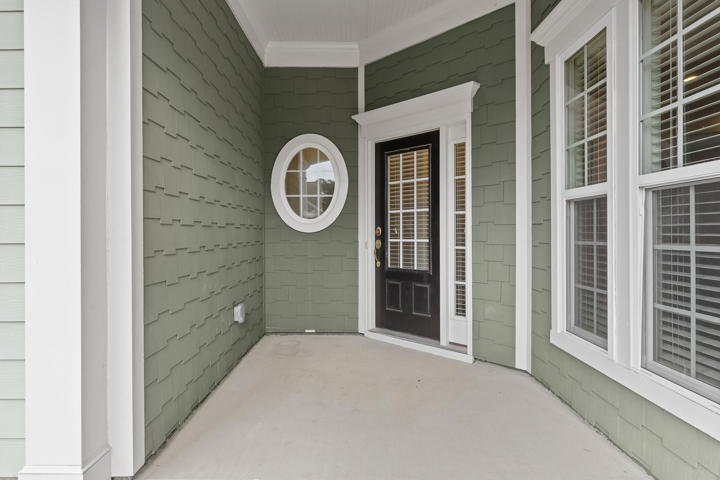 1040 CREEKWOOD PLACE