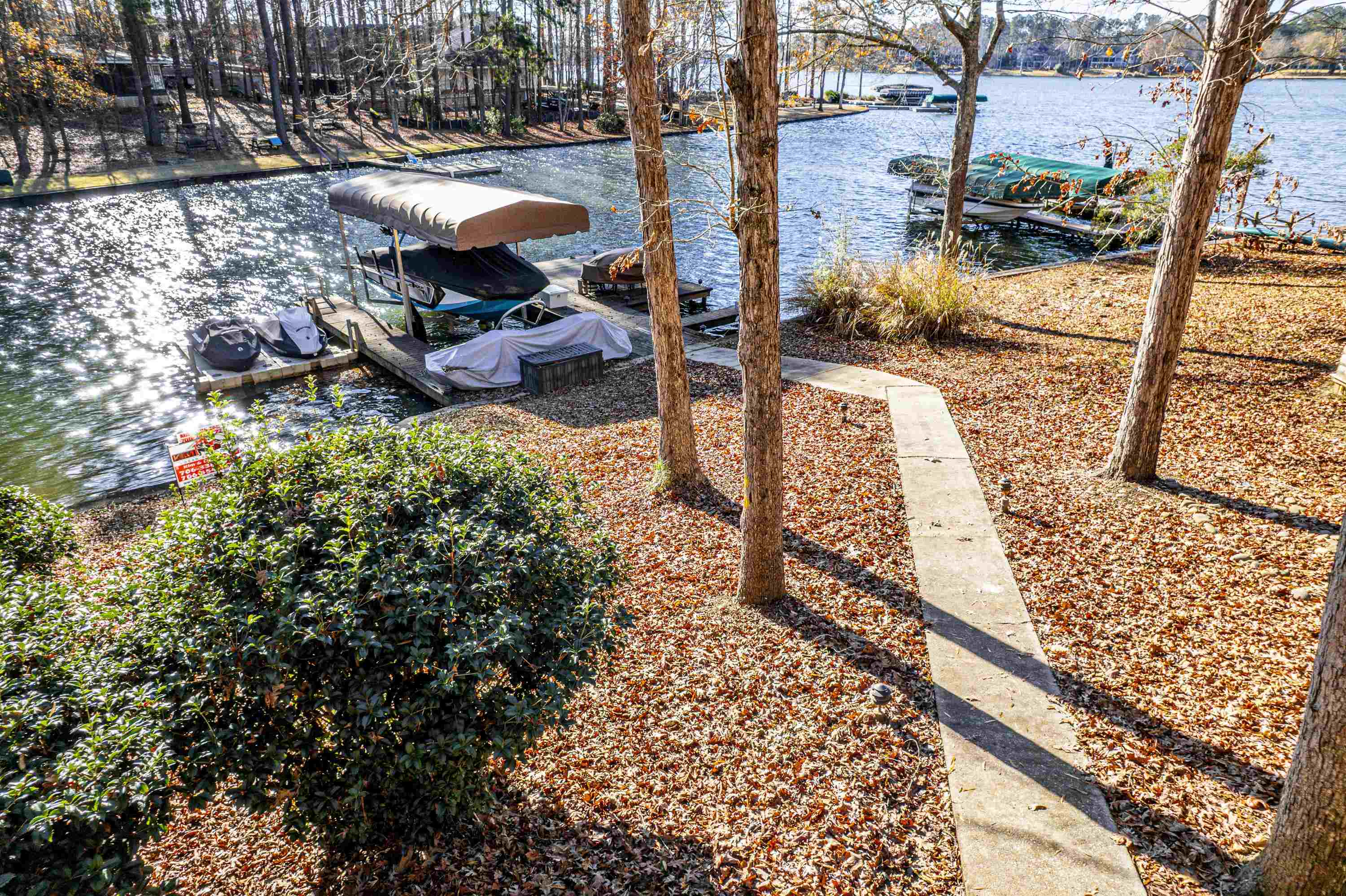 1000 TREE-A-COON PLACE