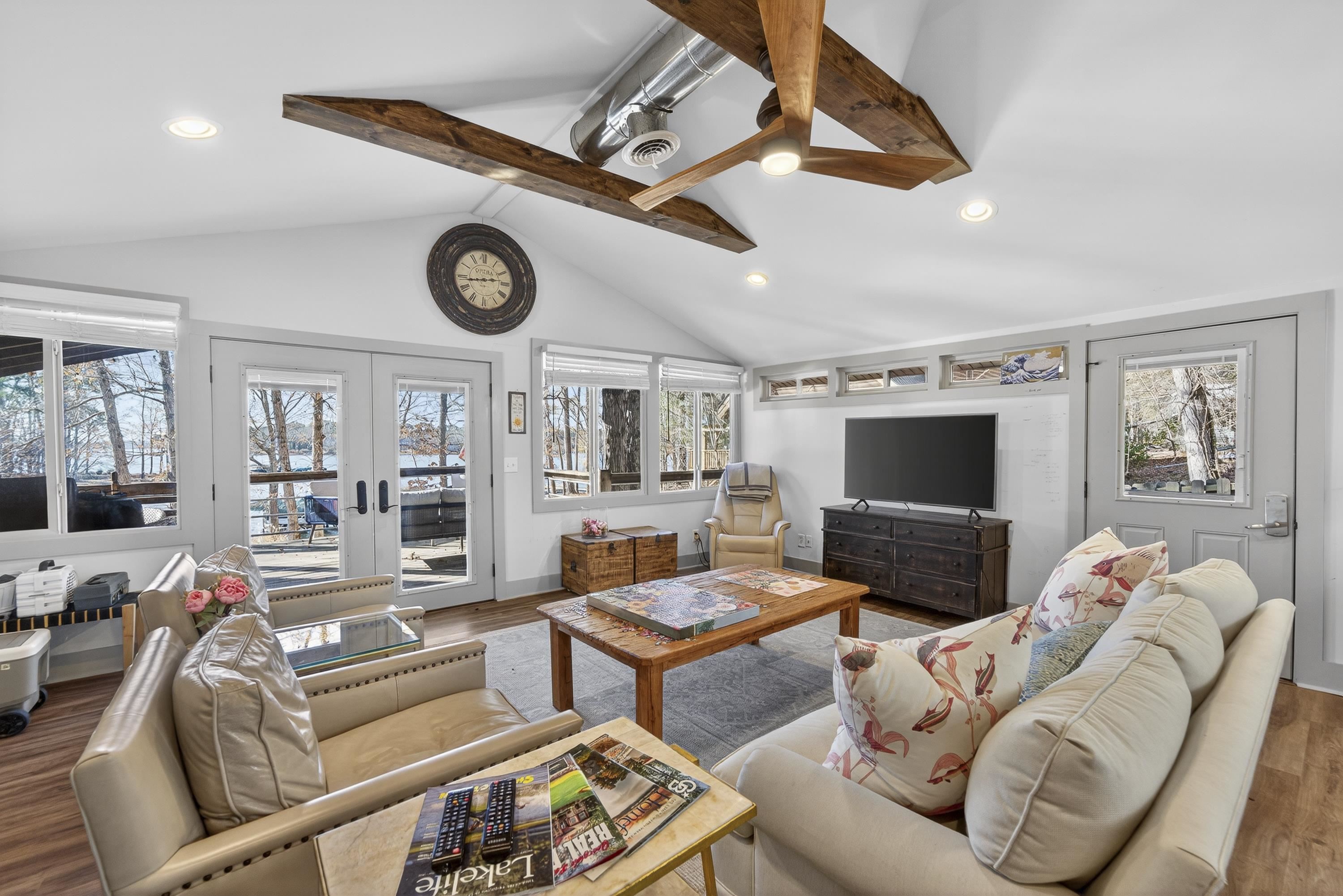 1000 TREE-A-COON PLACE