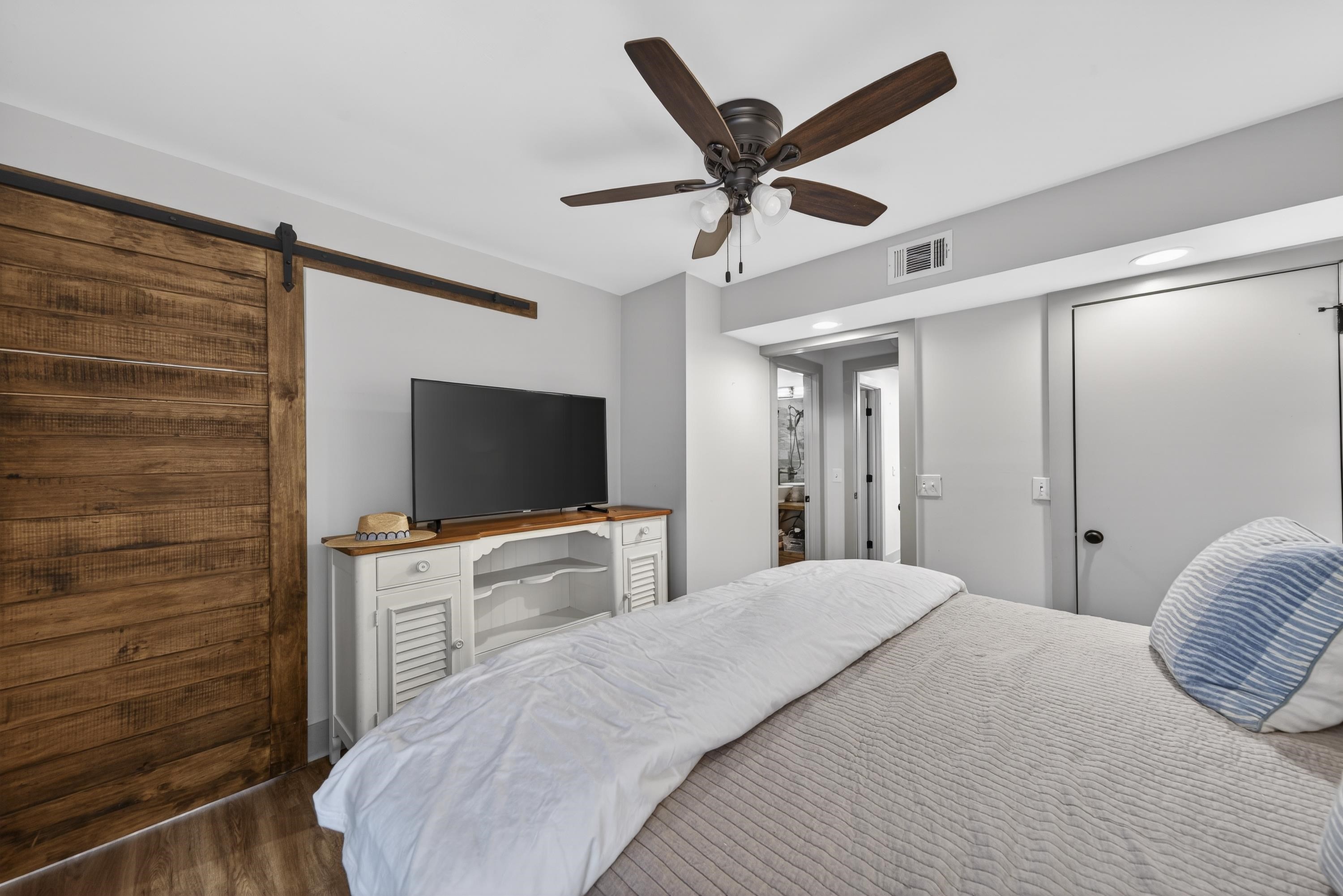 1000 TREE-A-COON PLACE