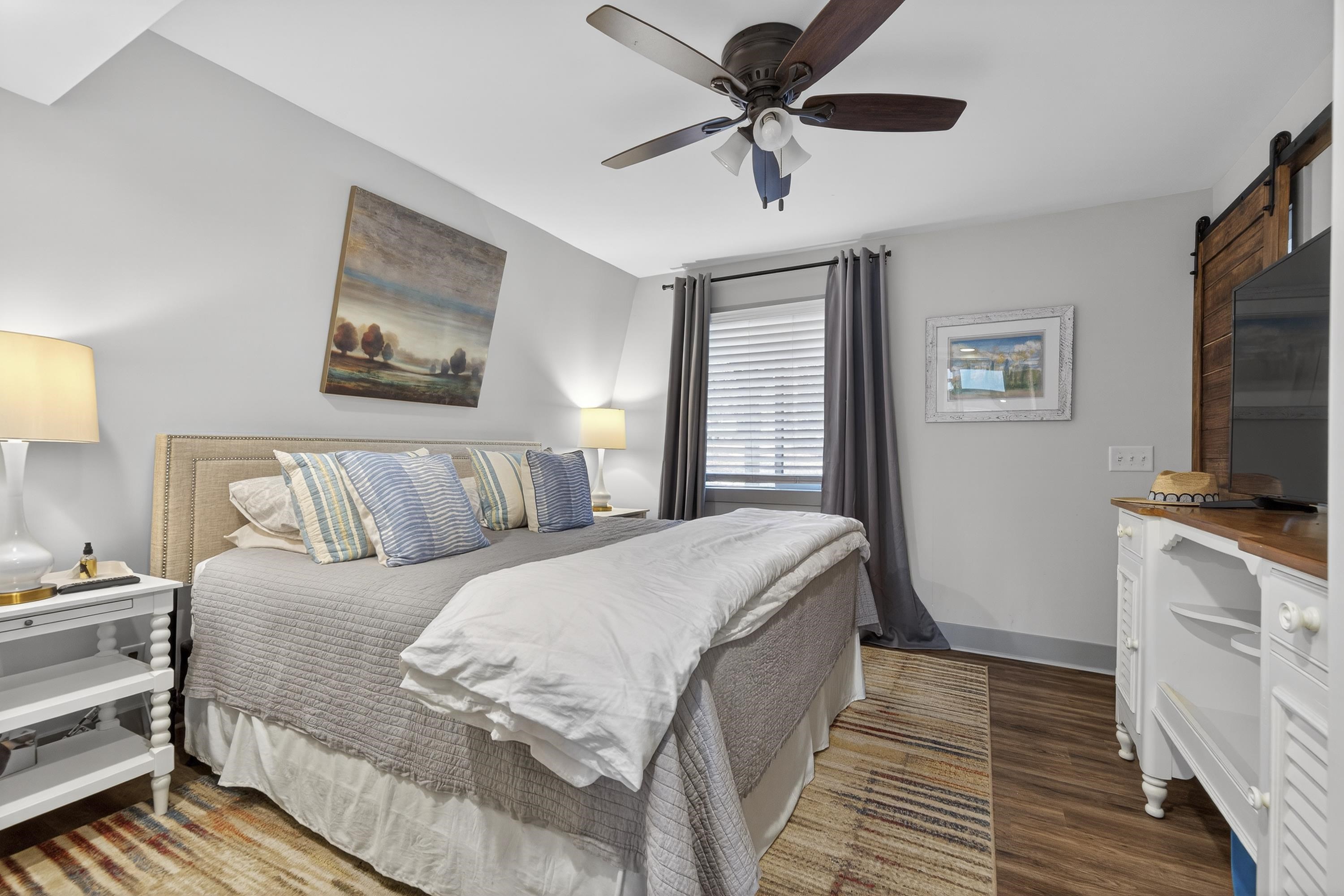 1000 TREE-A-COON PLACE