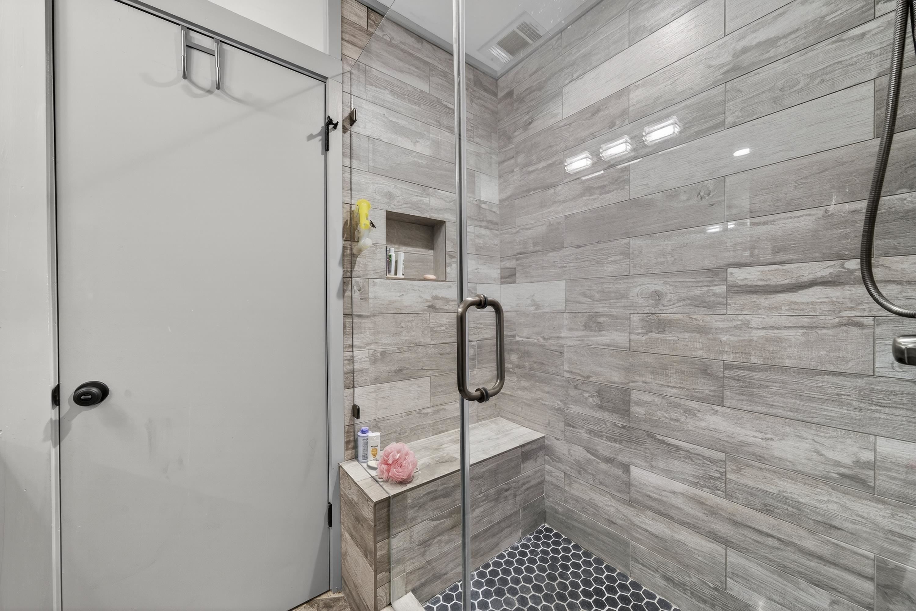 1000 TREE-A-COON PLACE