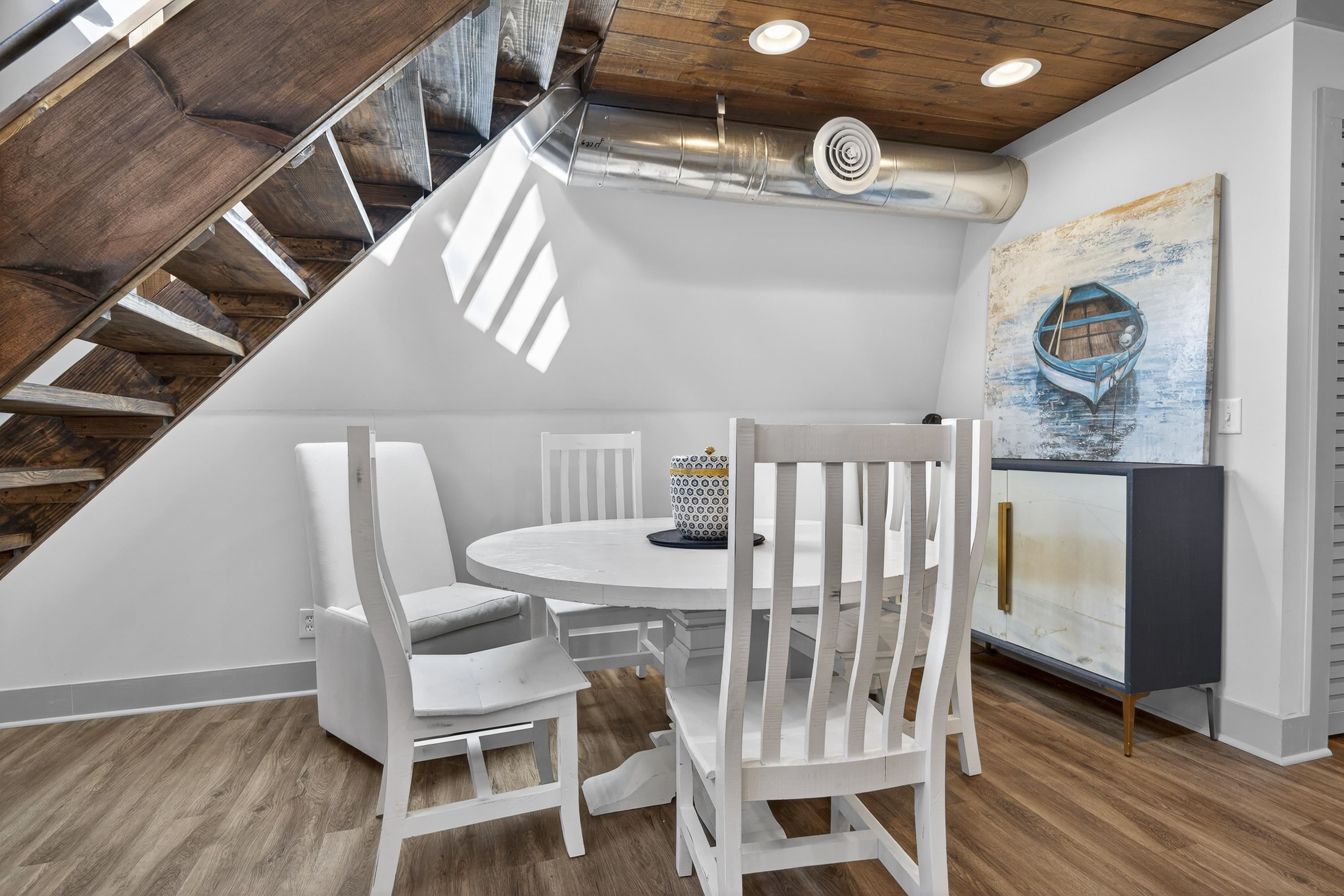 1000 TREE-A-COON PLACE