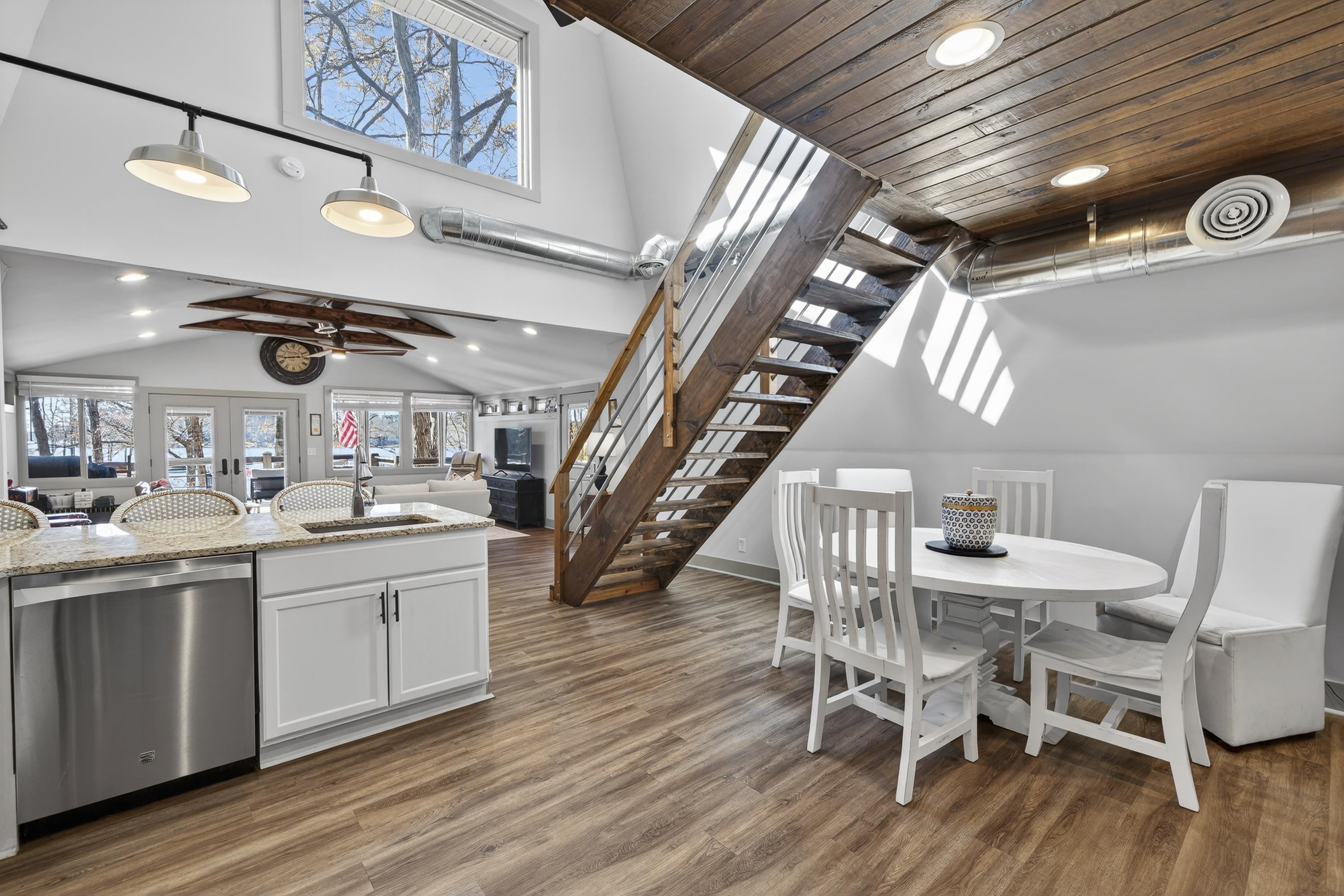 1000 TREE-A-COON PLACE