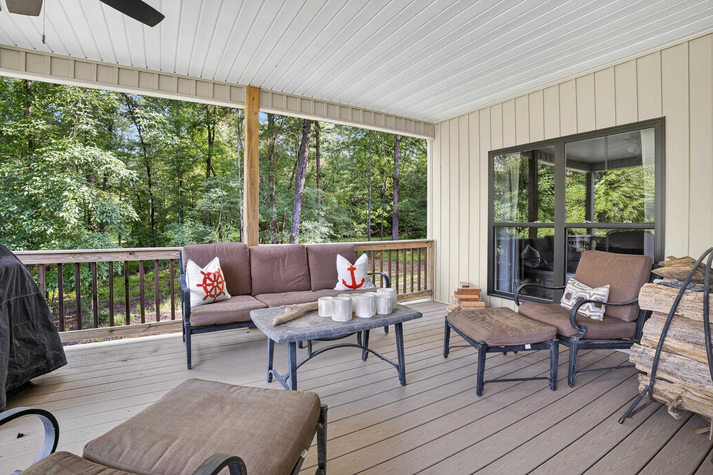 1005 DENNIS STATION ROAD