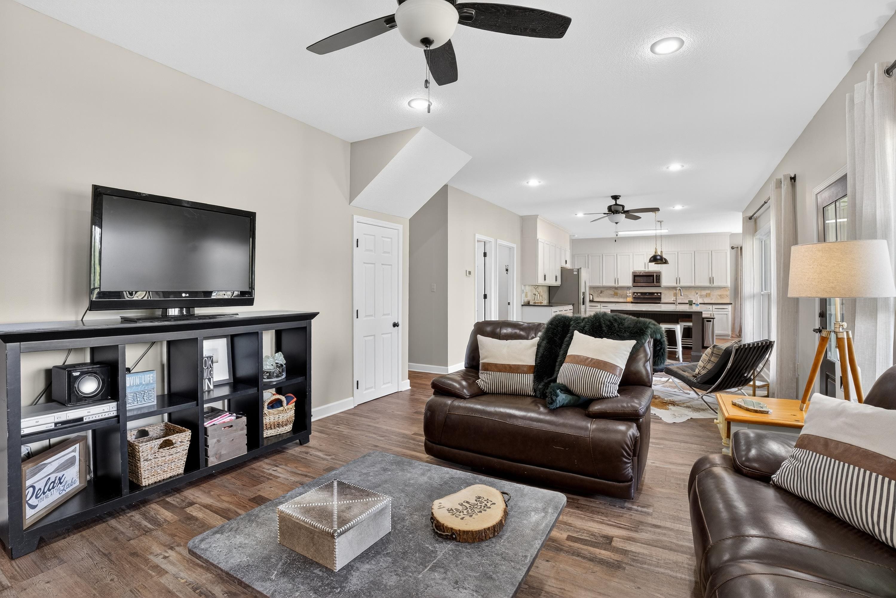 1005 DENNIS STATION ROAD