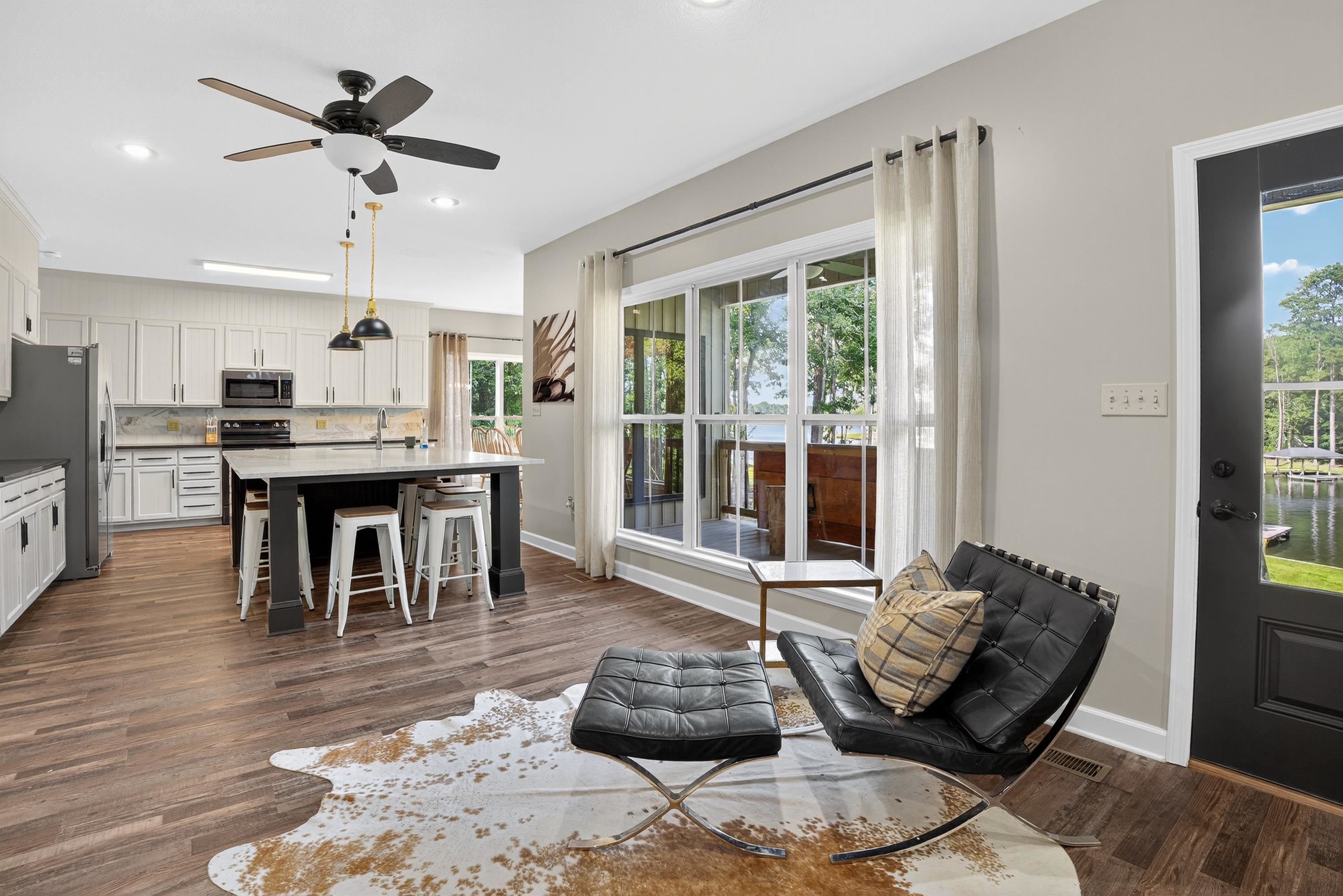 1005 DENNIS STATION ROAD