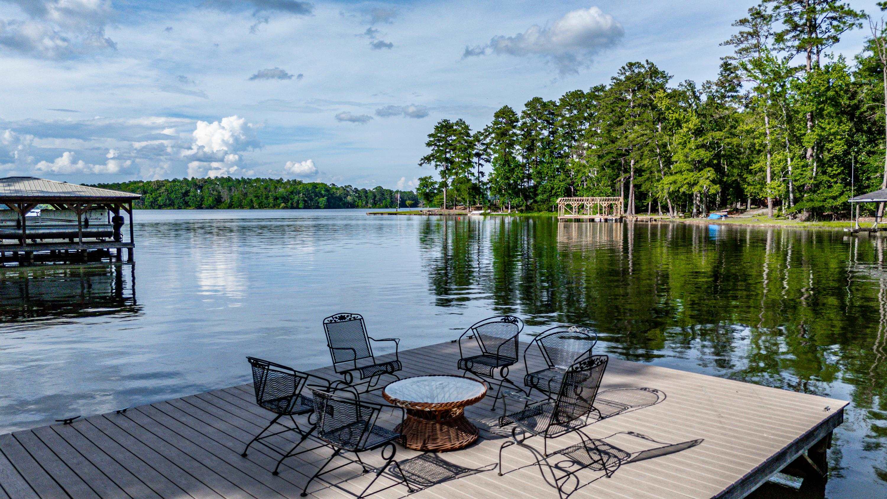 1005 DENNIS STATION ROAD