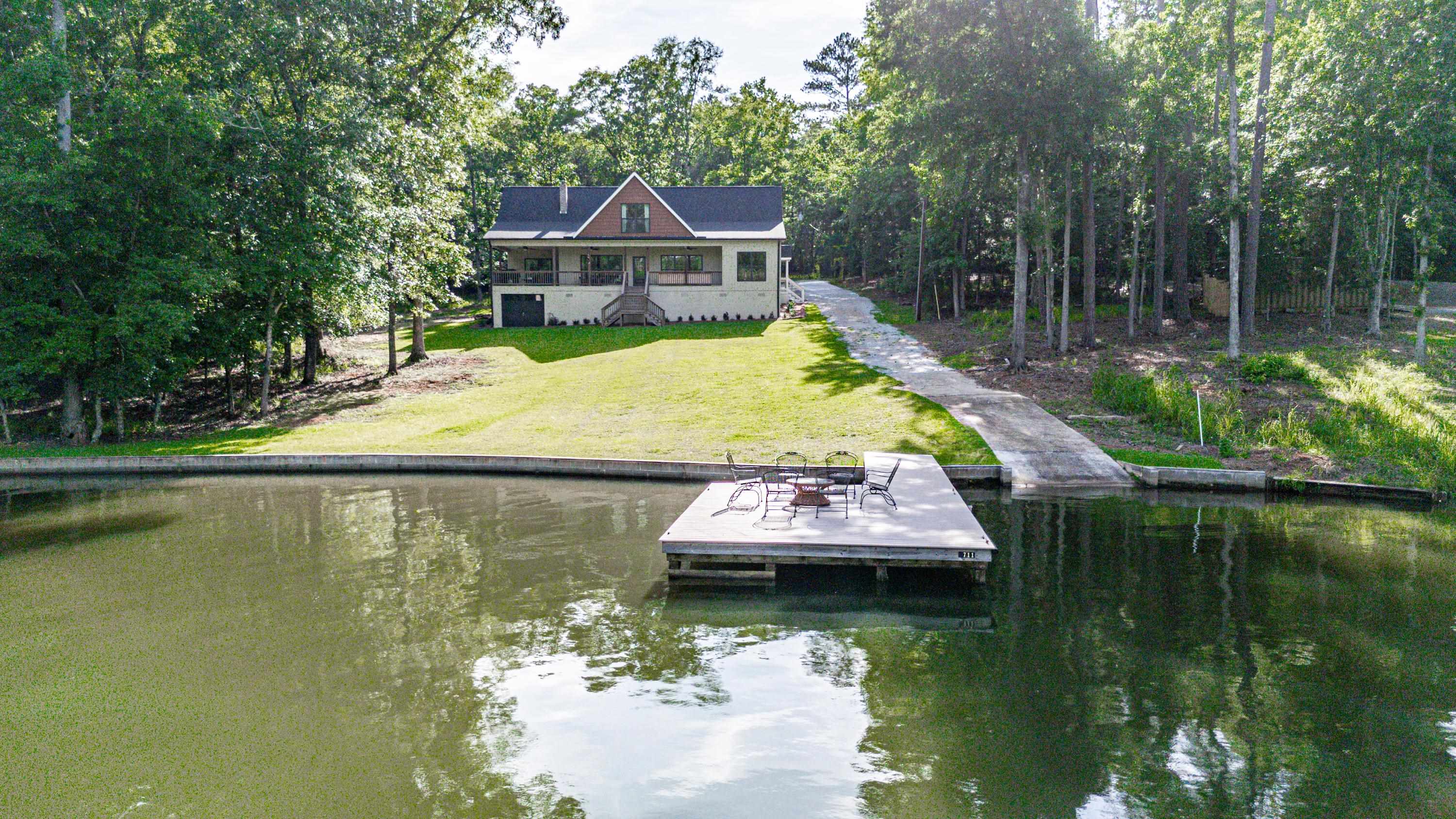 1005 DENNIS STATION ROAD