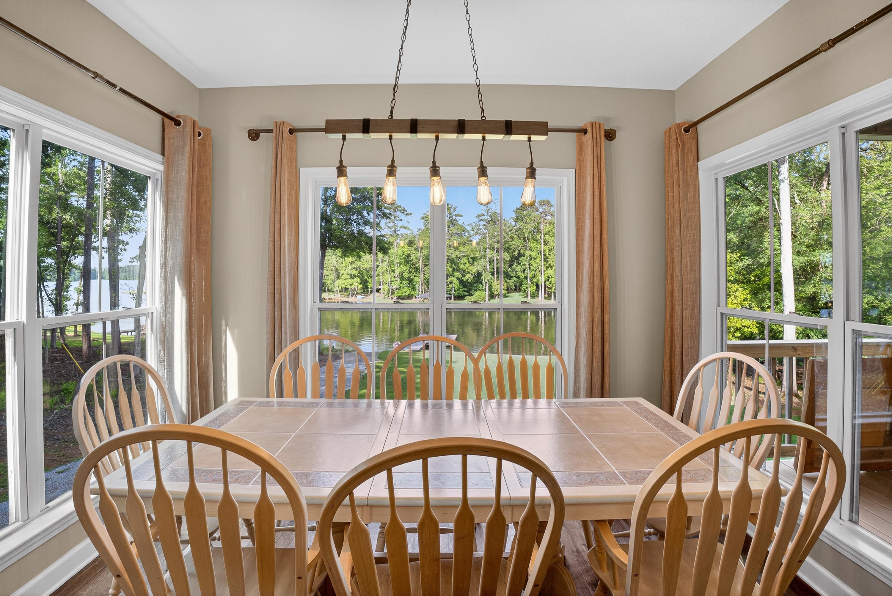 1005 DENNIS STATION ROAD