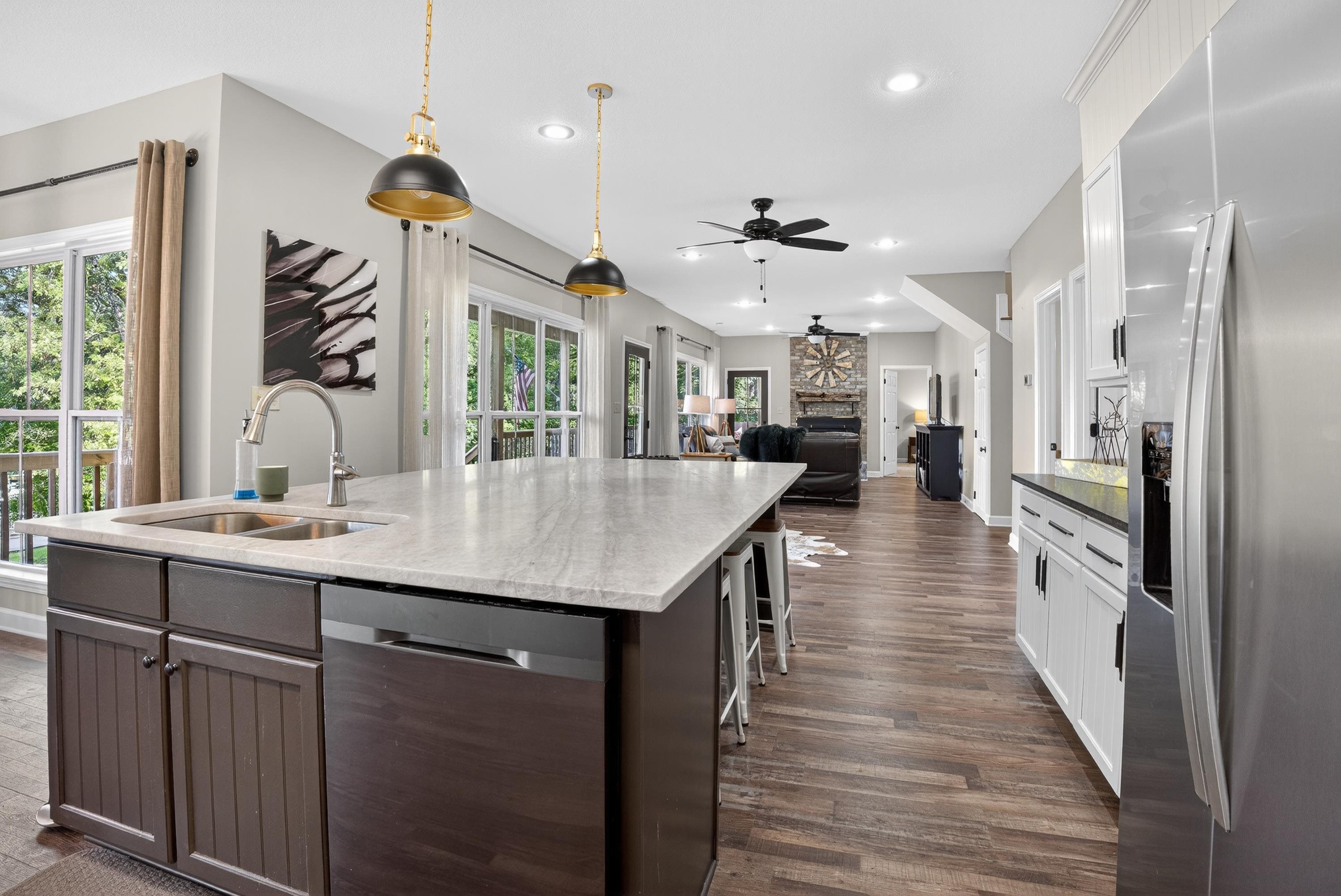 1005 DENNIS STATION ROAD