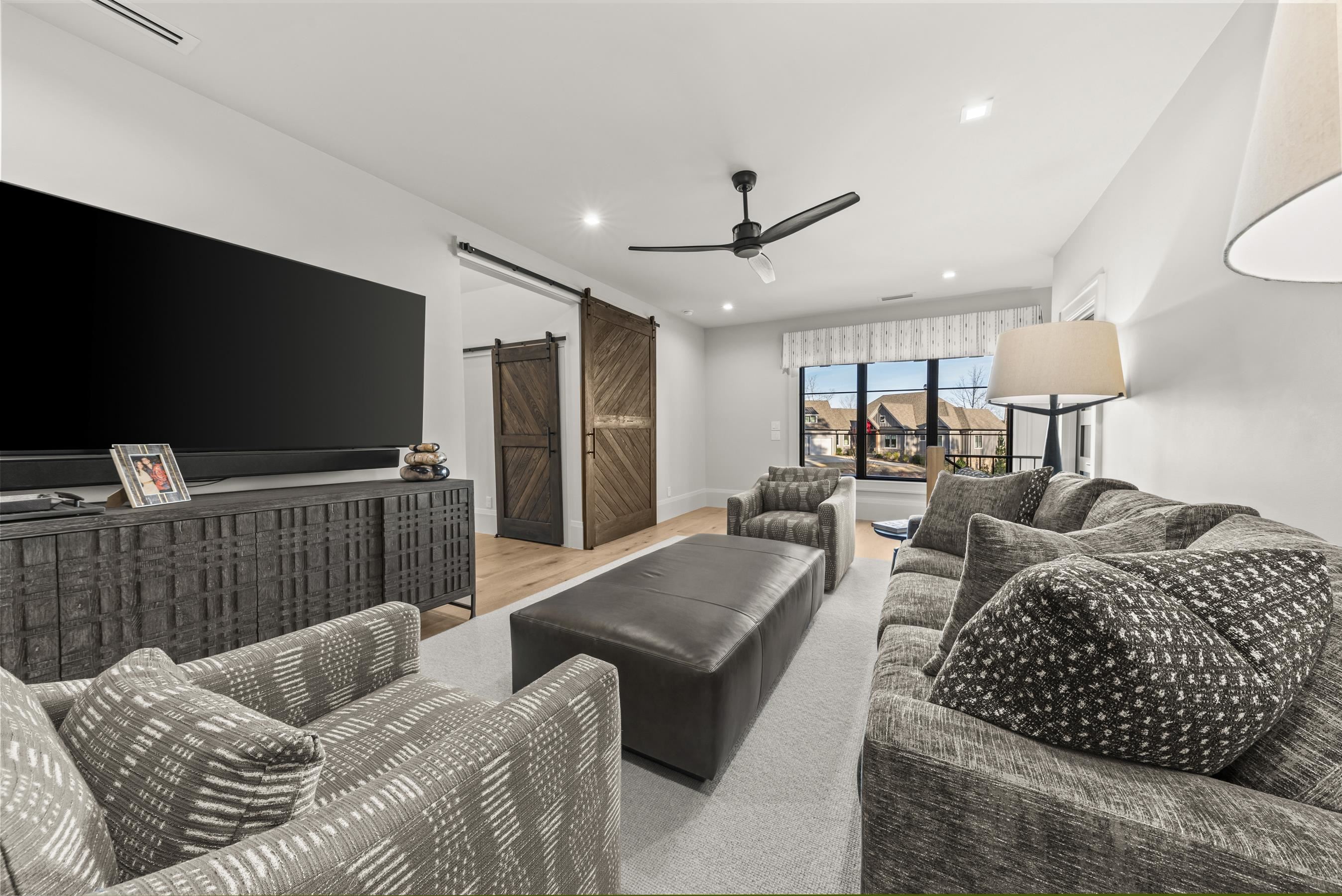 1131 NEARY RIDGE