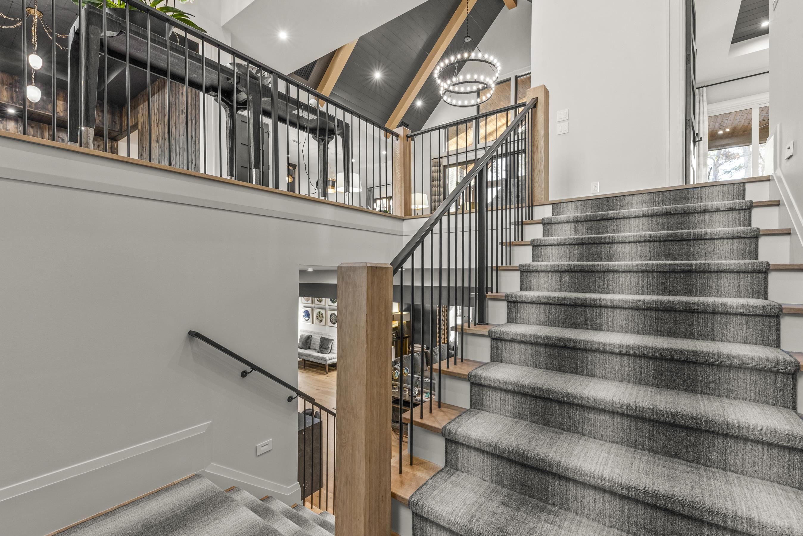 1131 NEARY RIDGE