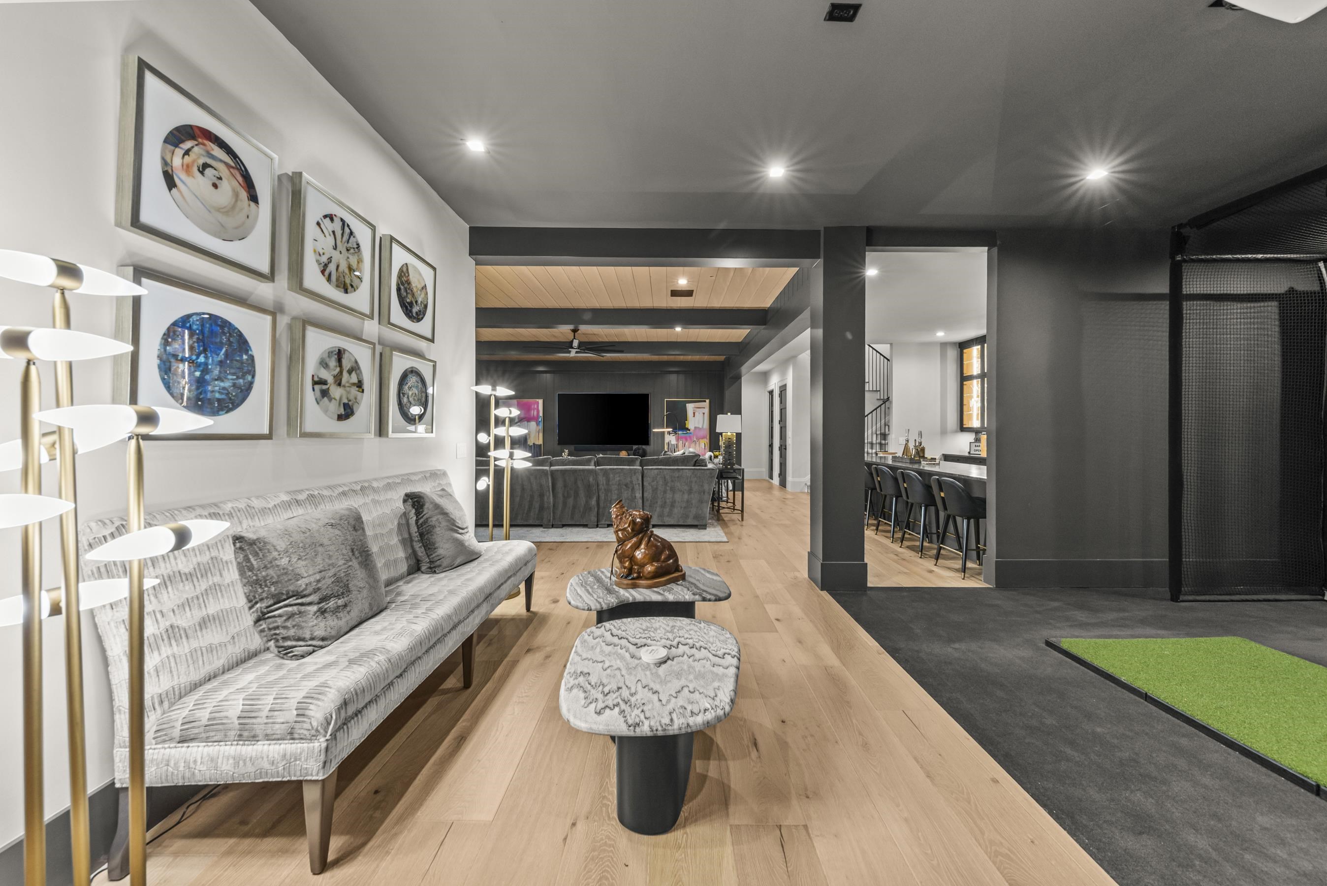 1131 NEARY RIDGE