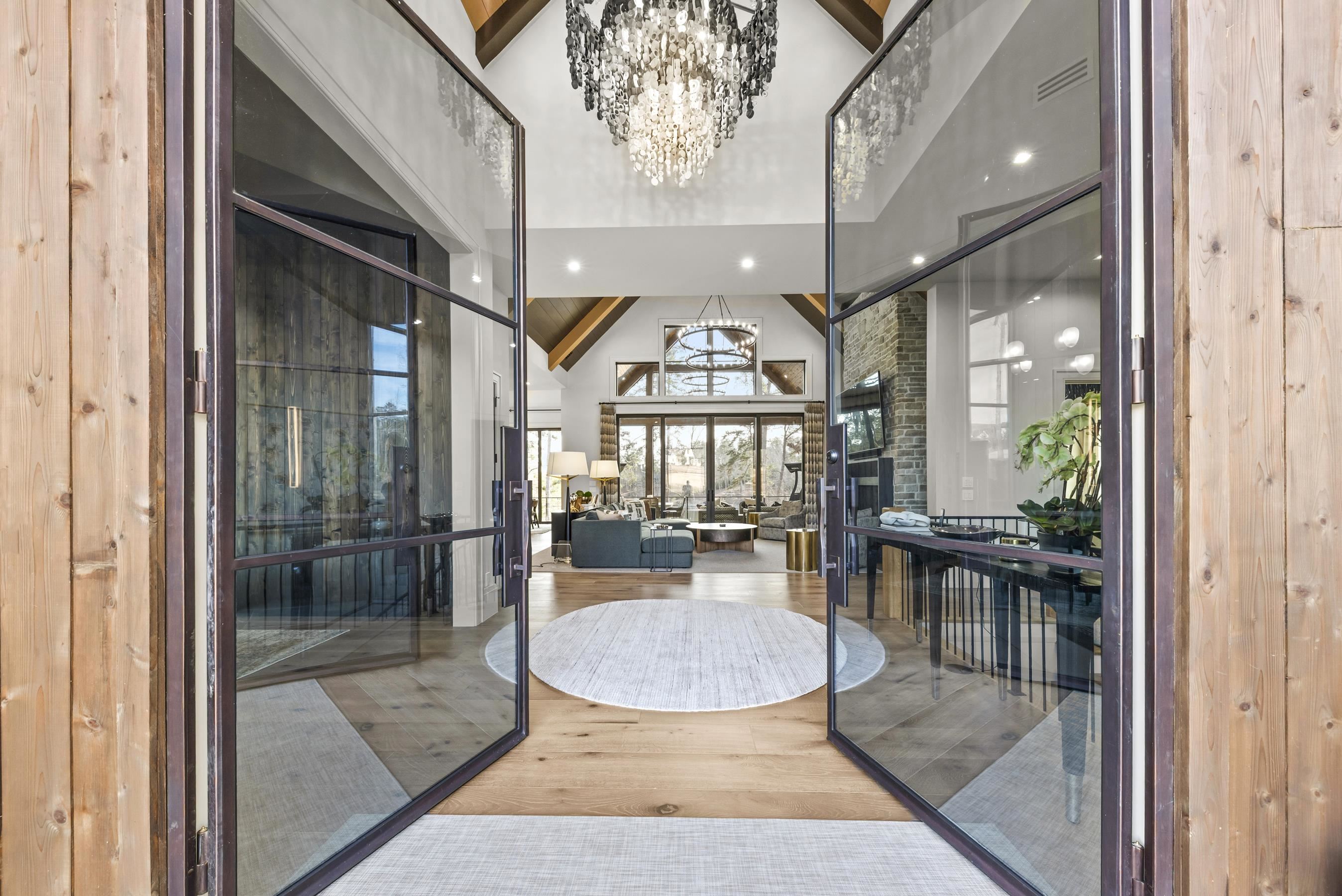 1131 NEARY RIDGE