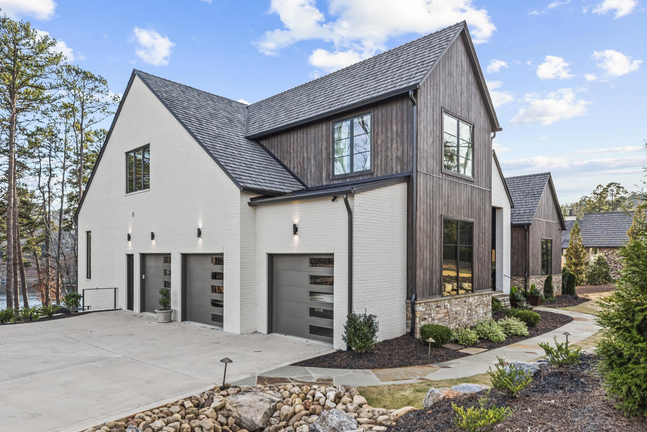 1131 NEARY RIDGE