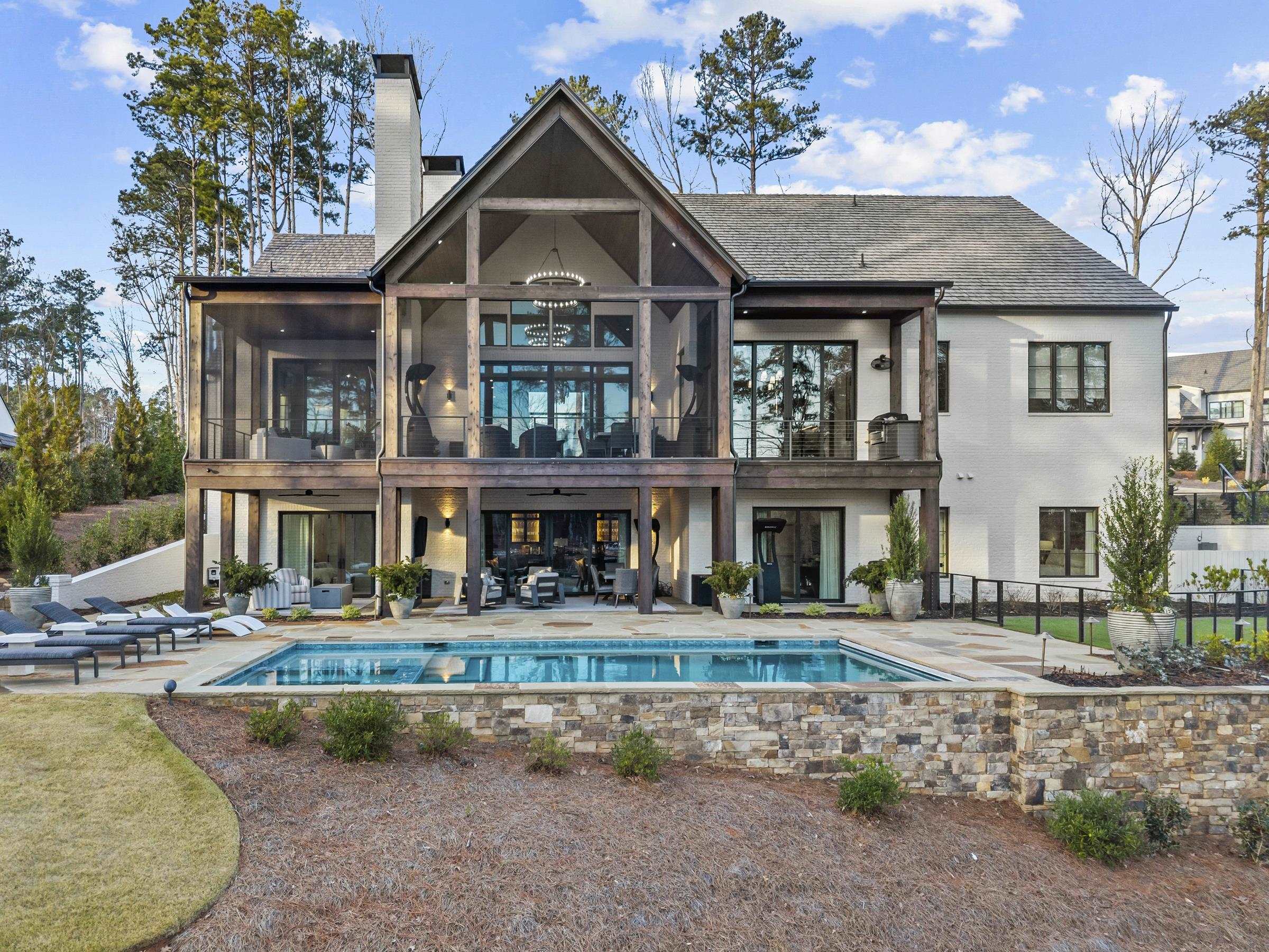 1131 NEARY RIDGE