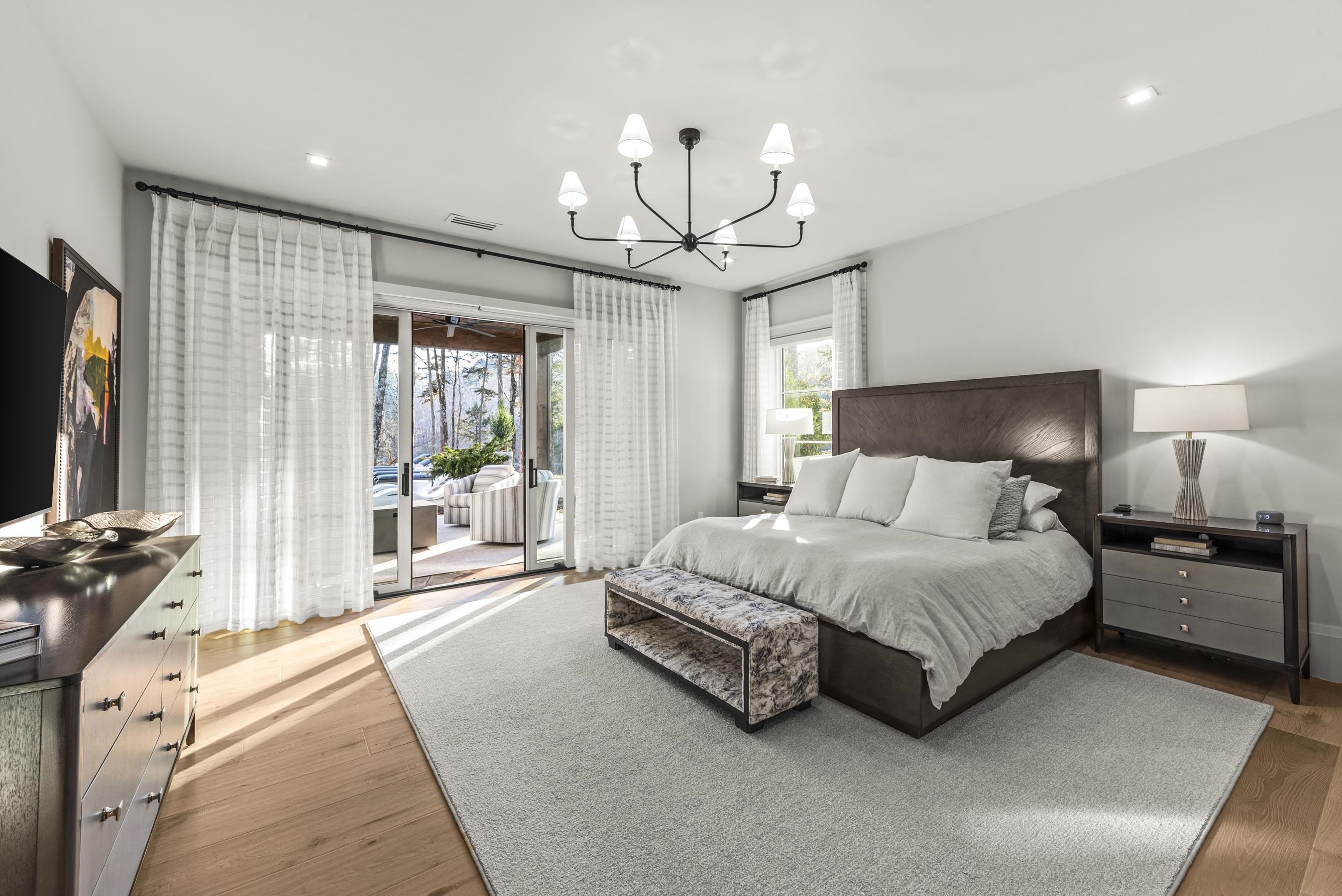 1131 NEARY RIDGE