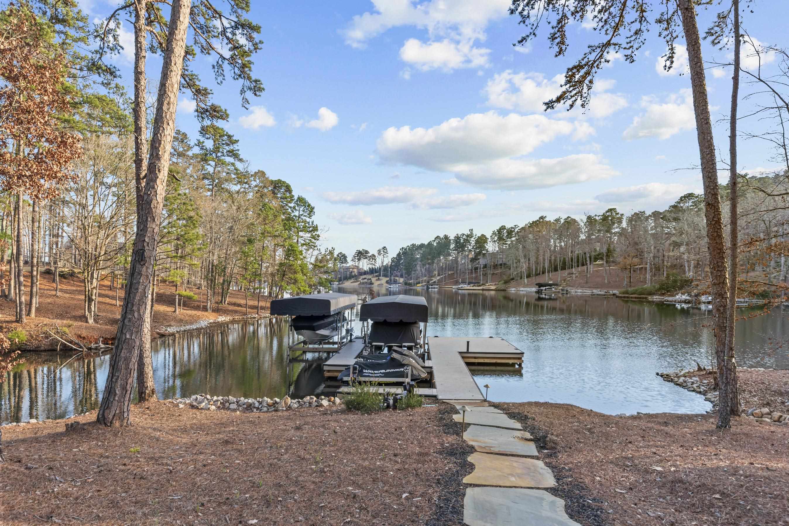 1131 NEARY RIDGE