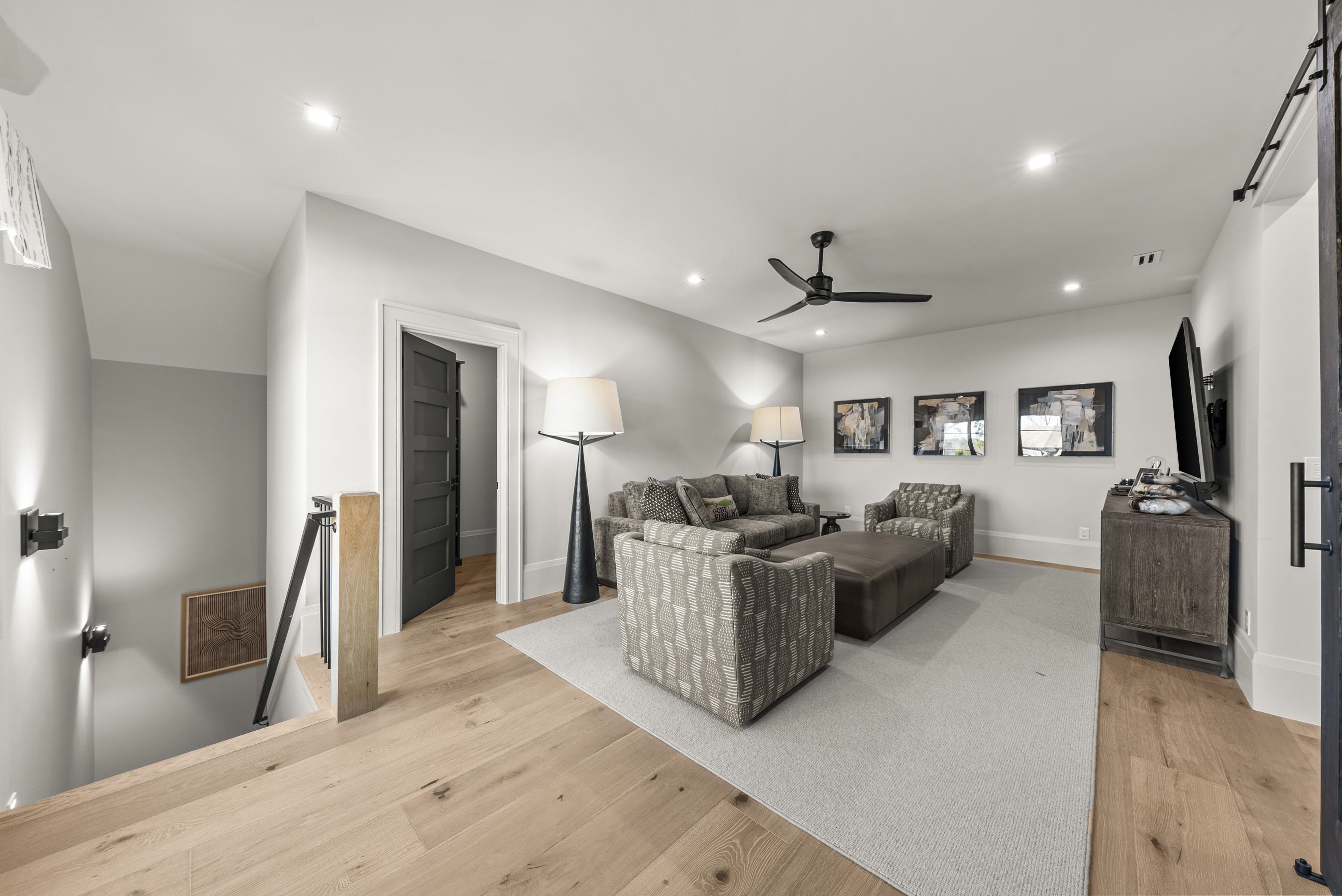 1131 NEARY RIDGE