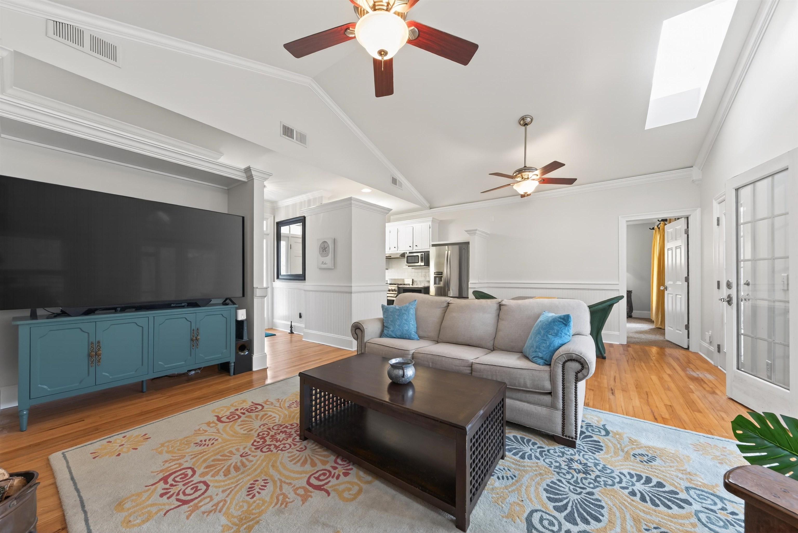 1091 MAPLE RIDGE WAY