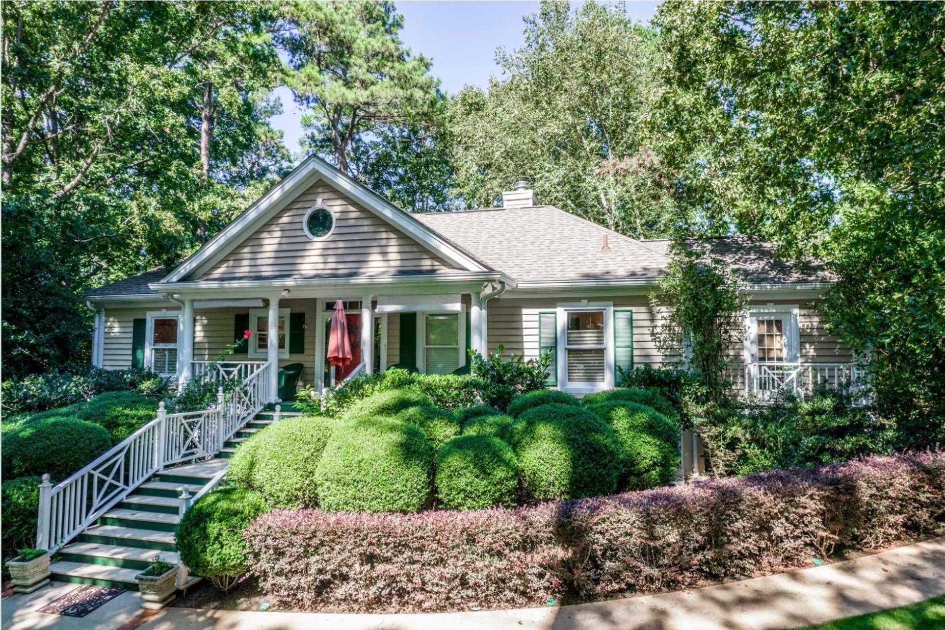 1091 MAPLE RIDGE WAY
