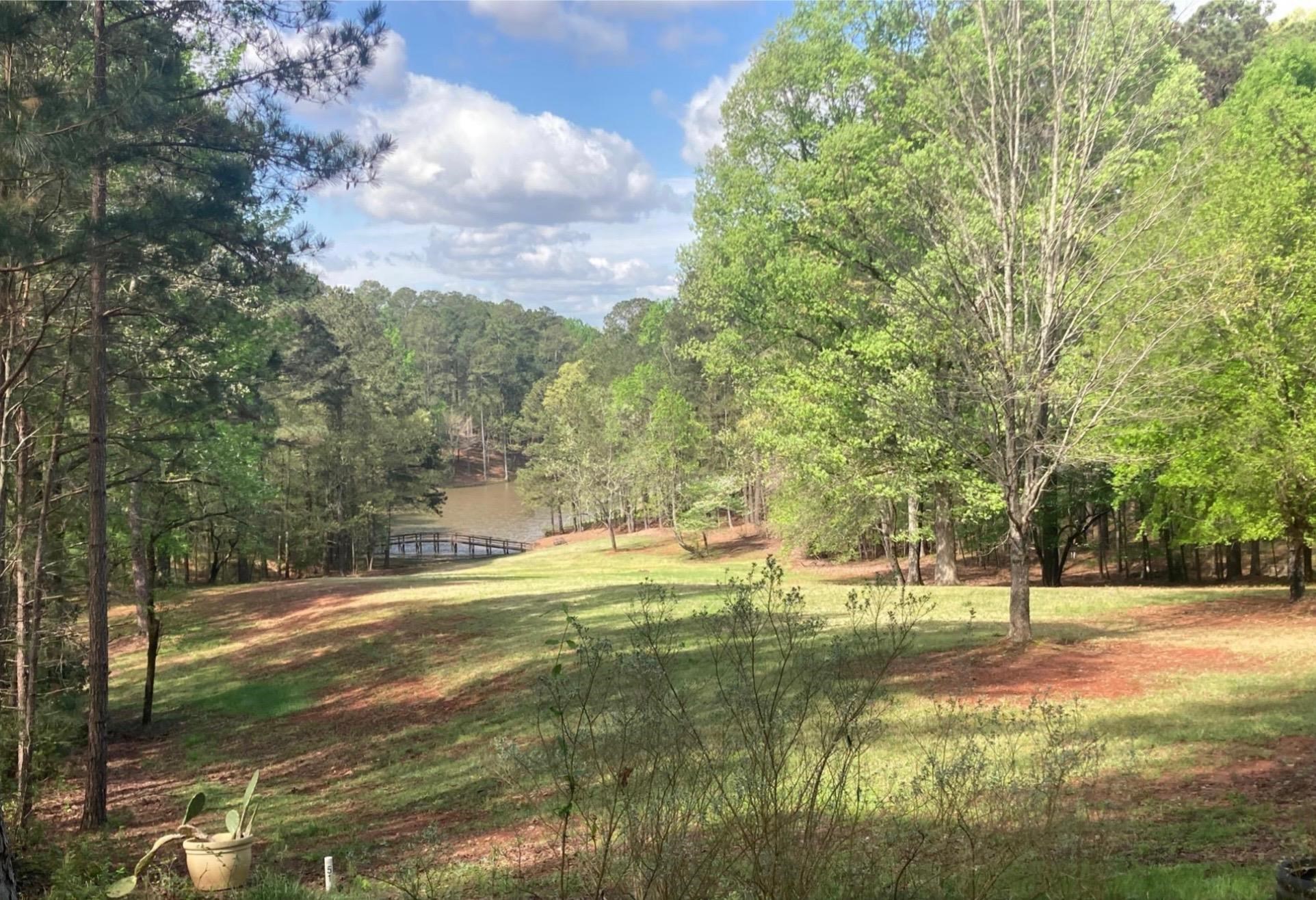 1091 MAPLE RIDGE WAY