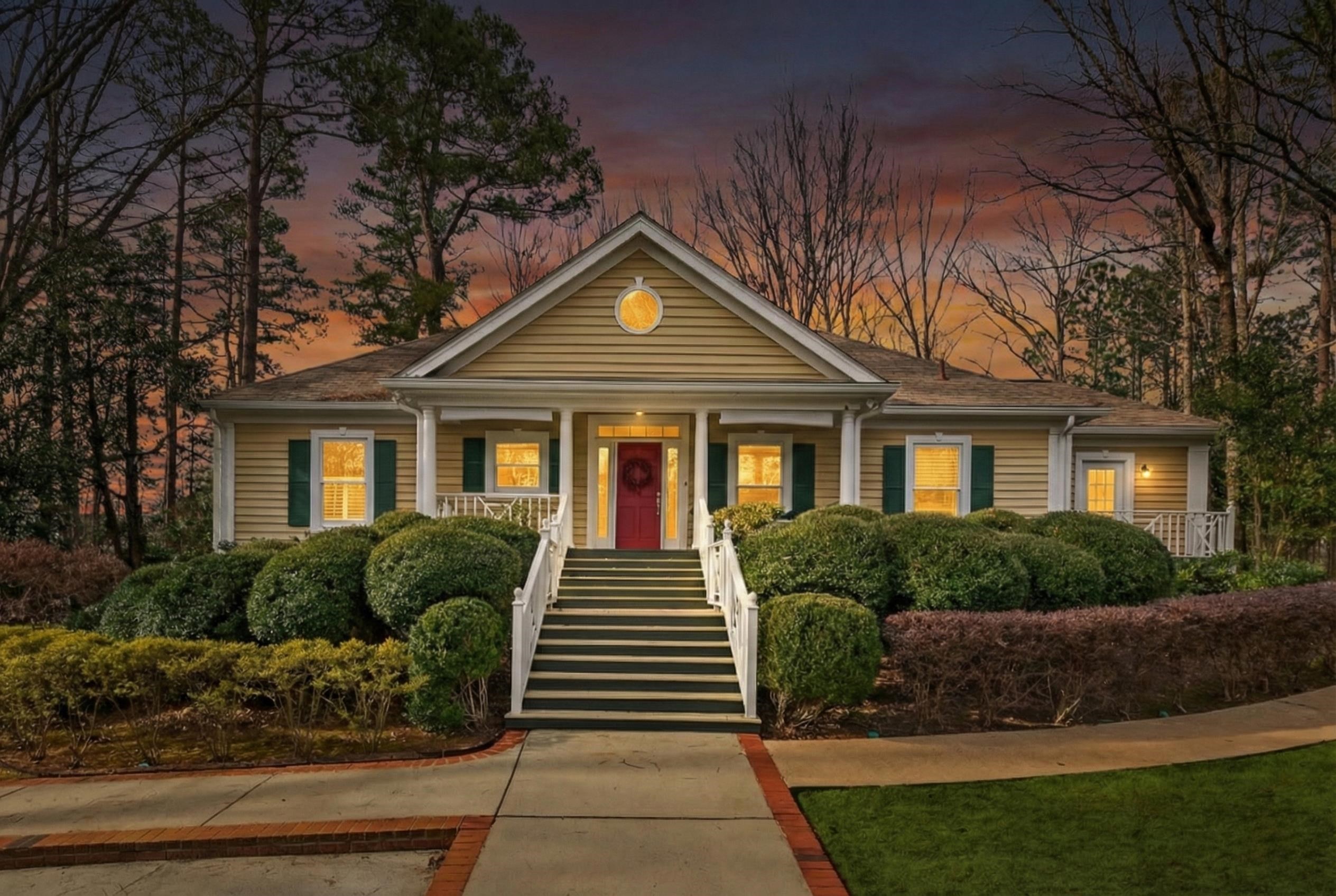 1091 MAPLE RIDGE WAY