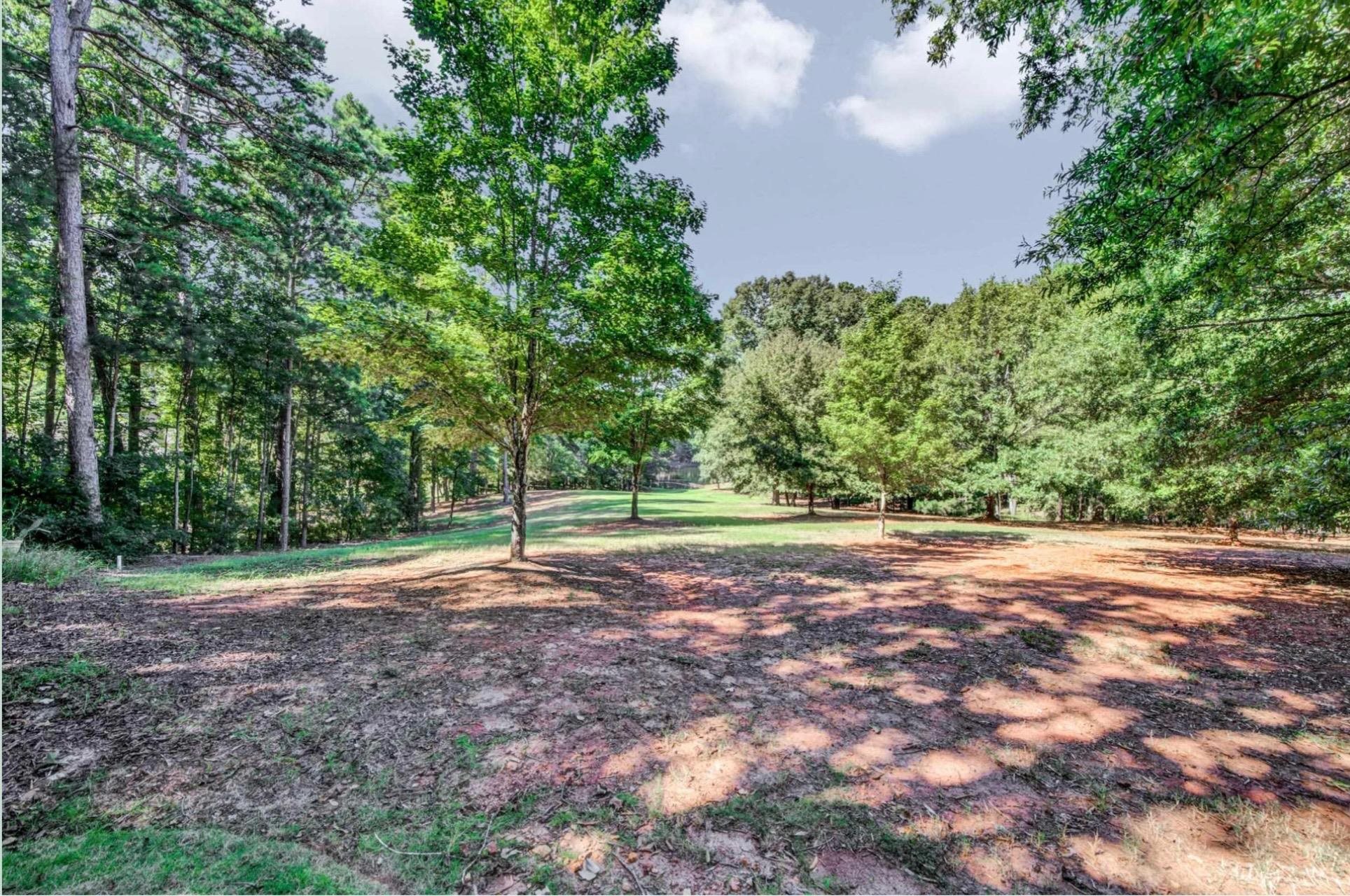 1091 MAPLE RIDGE WAY