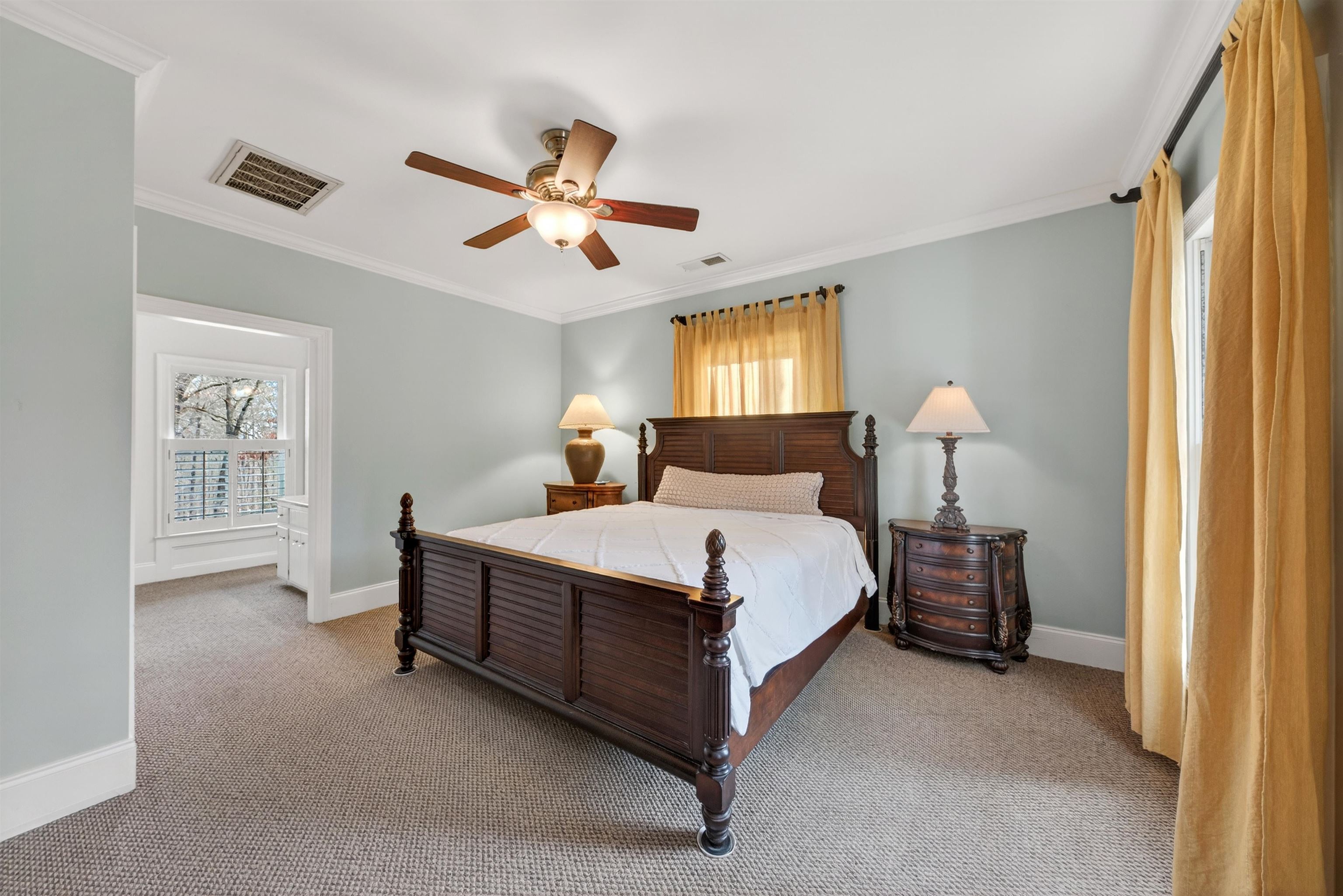 1091 MAPLE RIDGE WAY