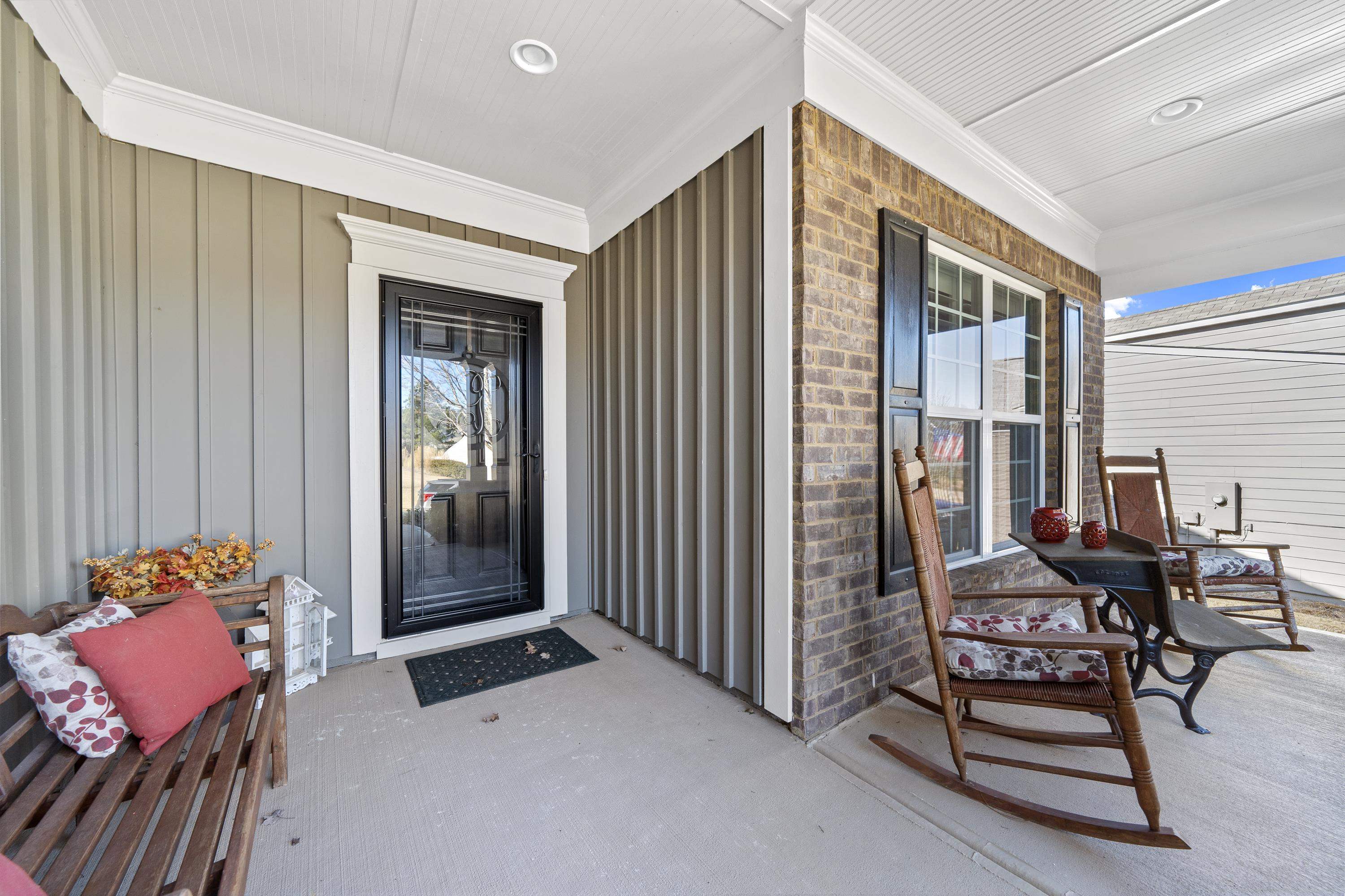 1031 CREEKWOOD PLACE