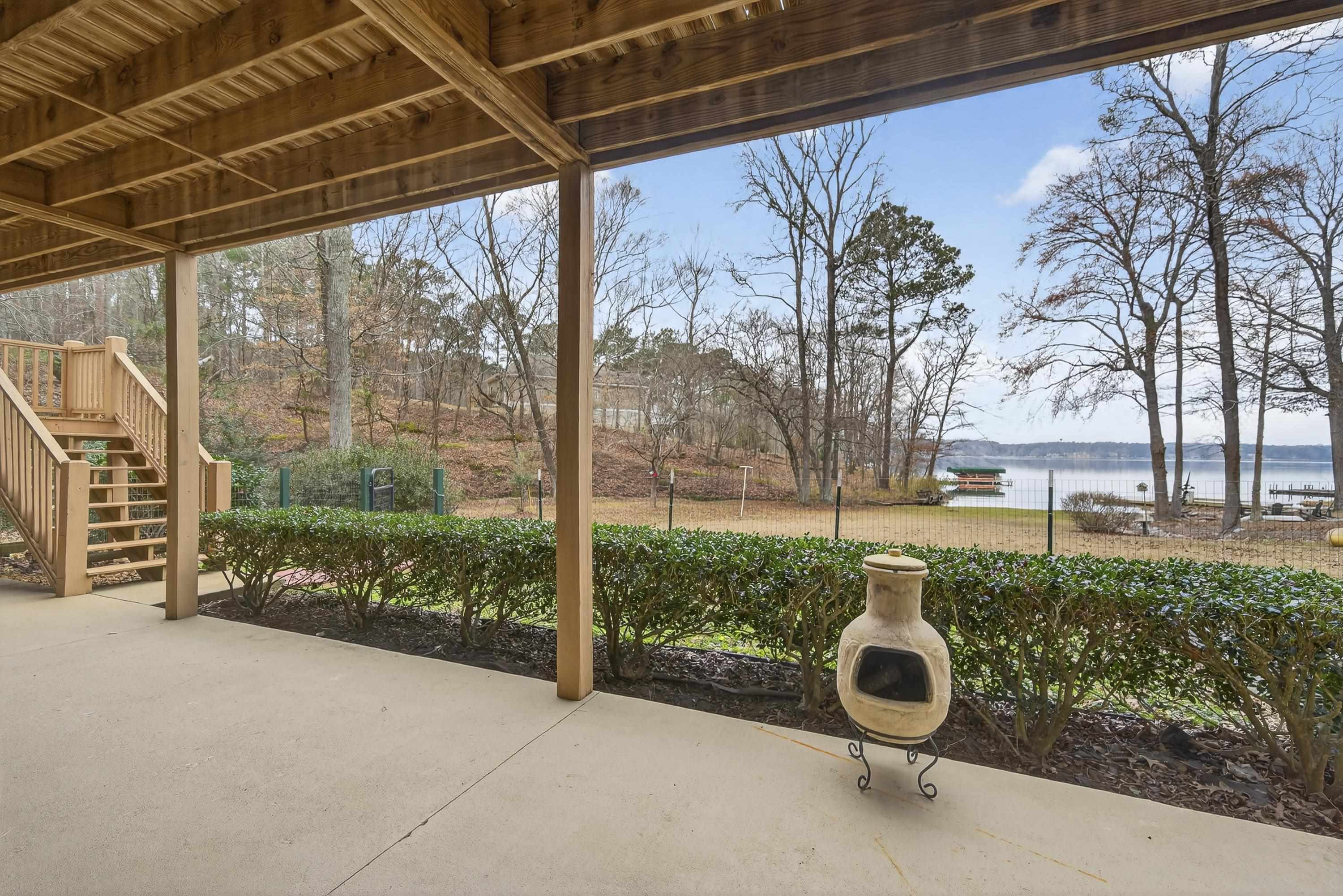 307 E RIVER BEND DRIVE