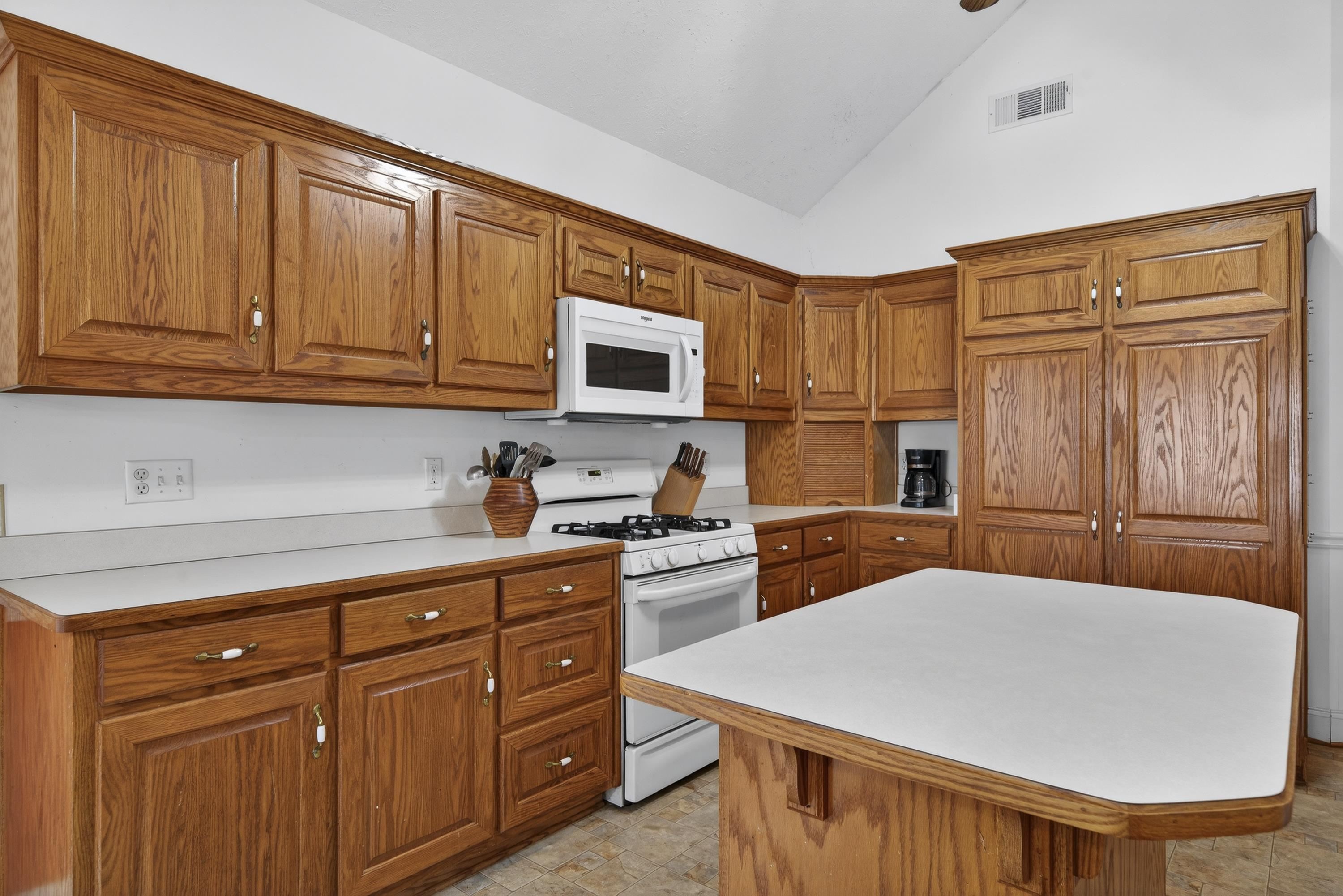 307 E RIVER BEND DRIVE