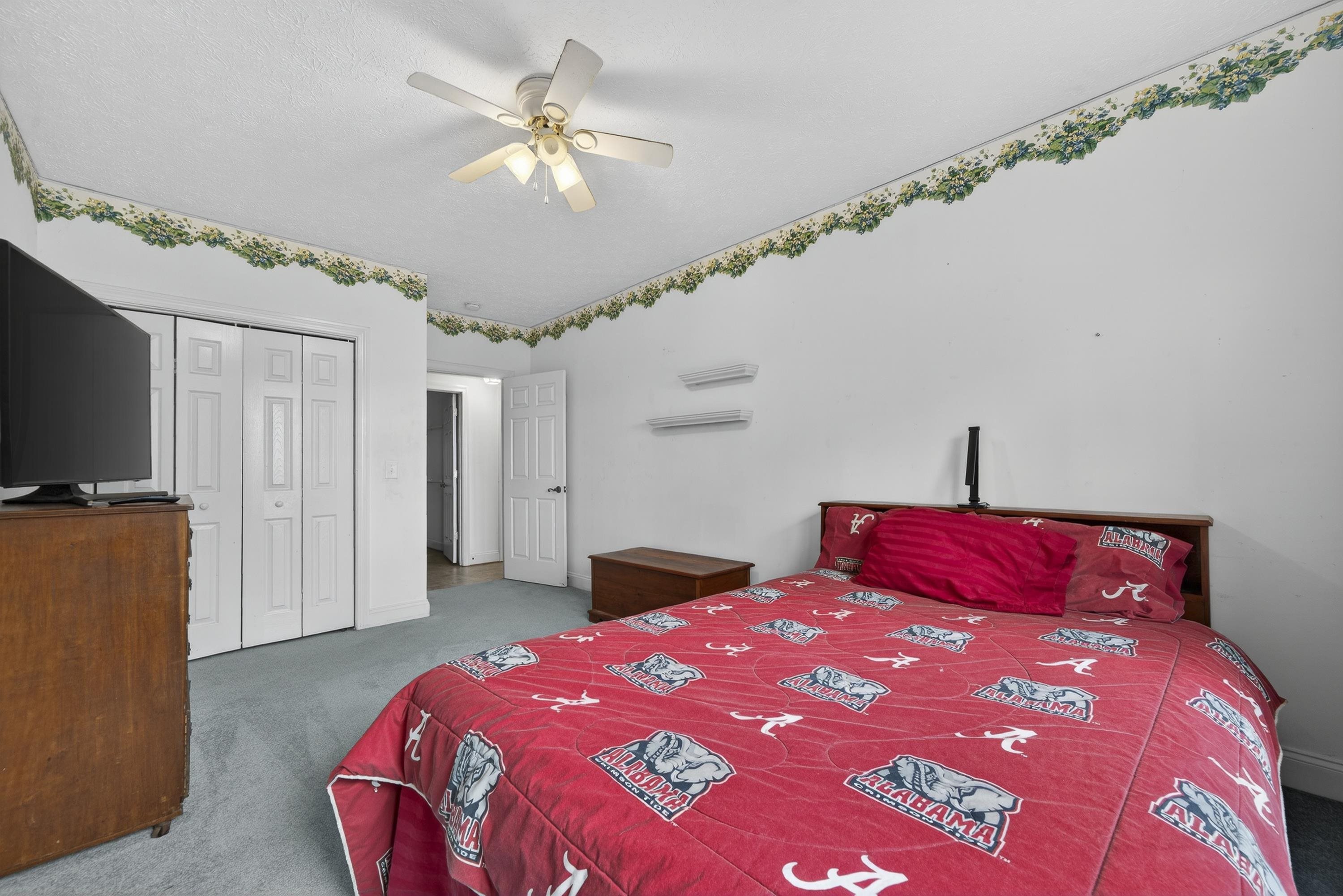 307 E RIVER BEND DRIVE