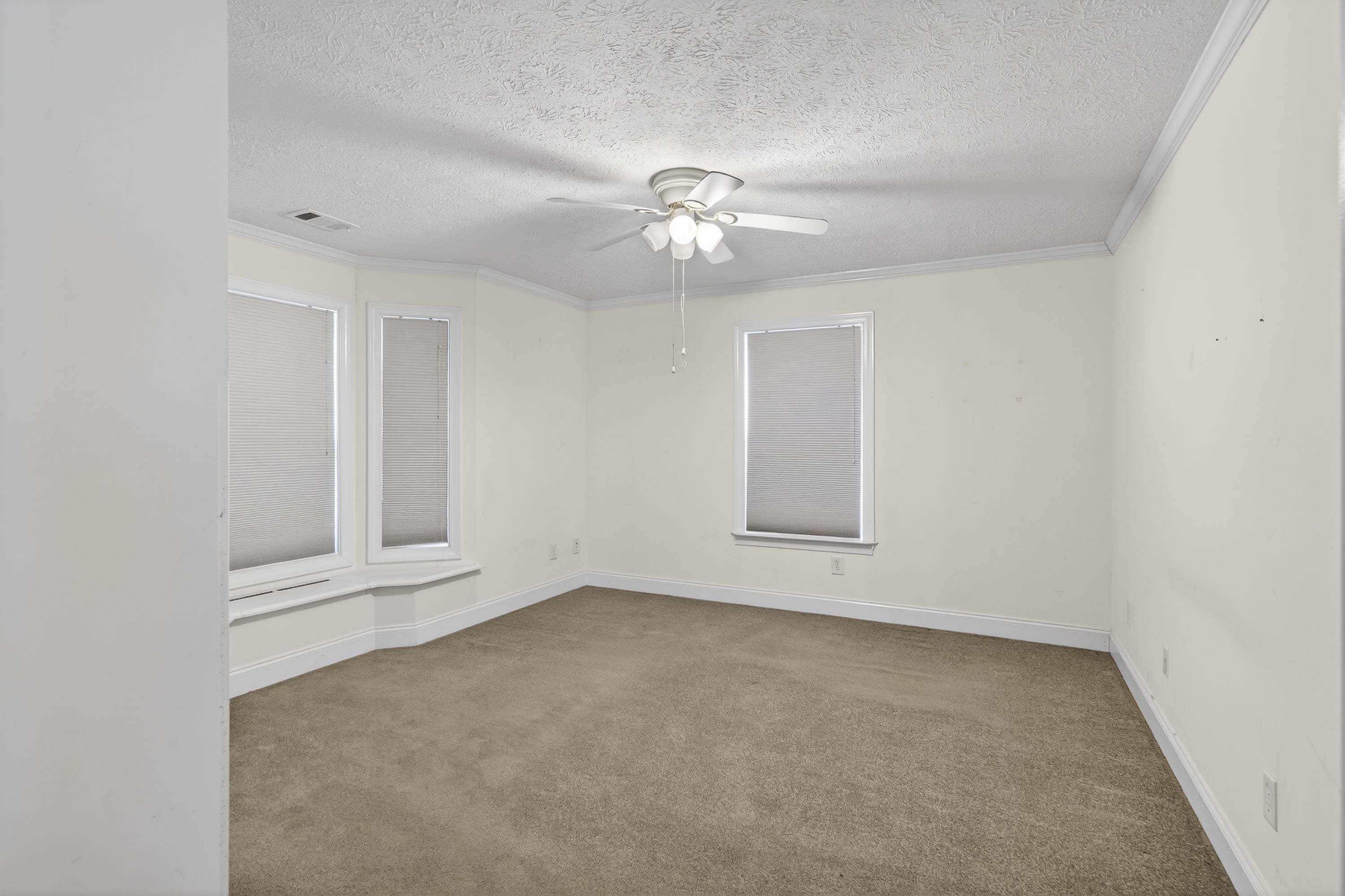 307 E RIVER BEND DRIVE