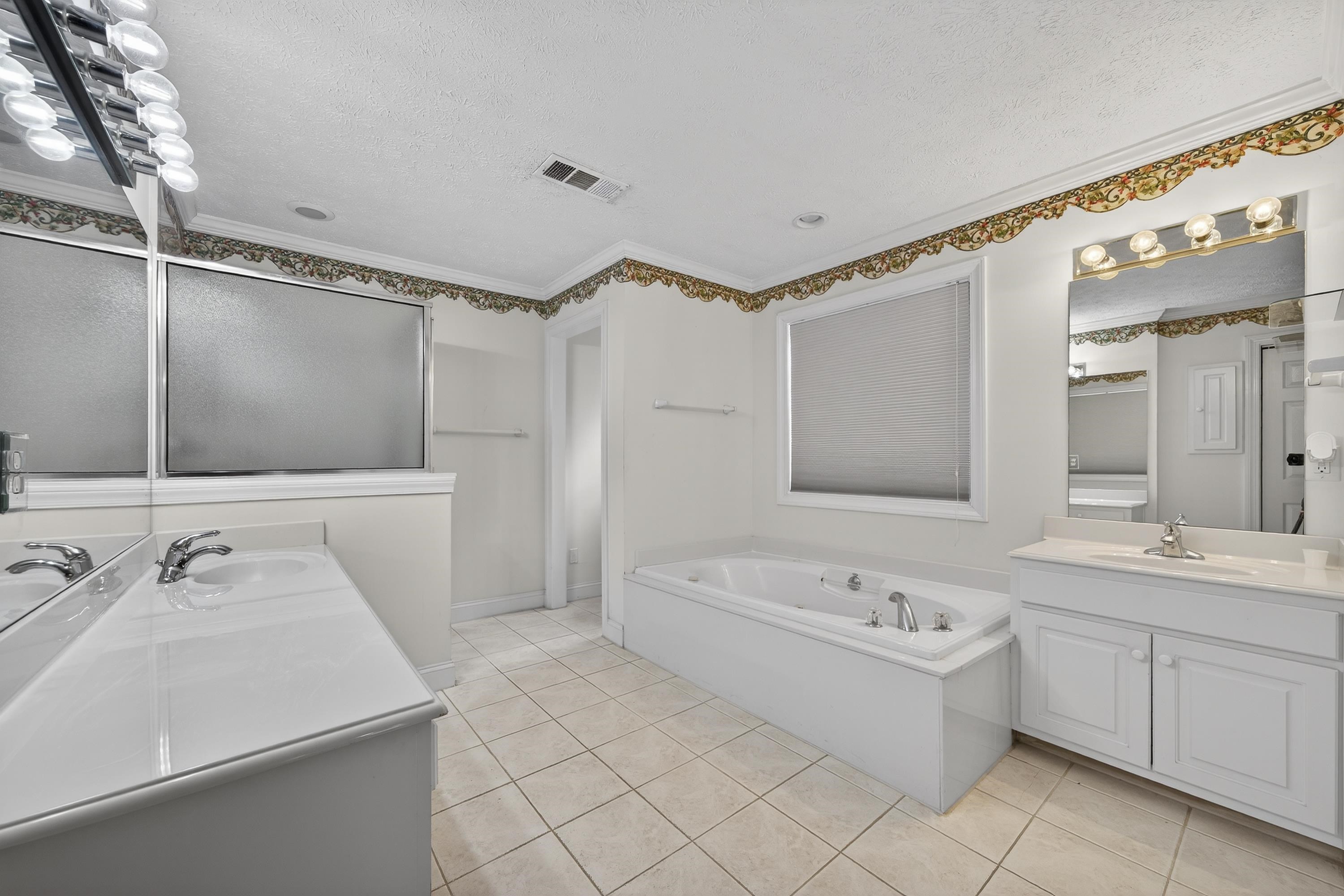 307 E RIVER BEND DRIVE