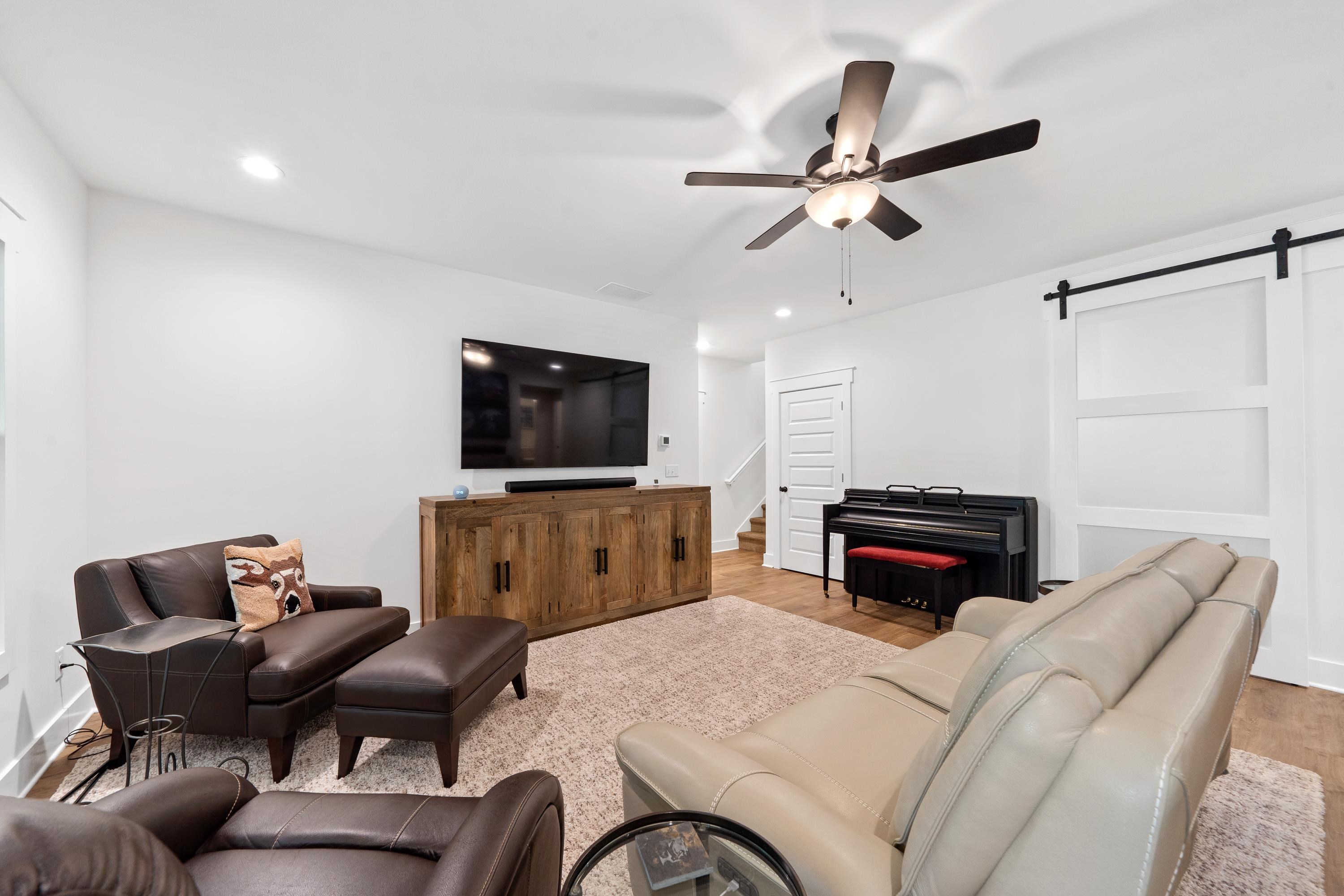 1100 HIDDEN HILLS CIRCLE