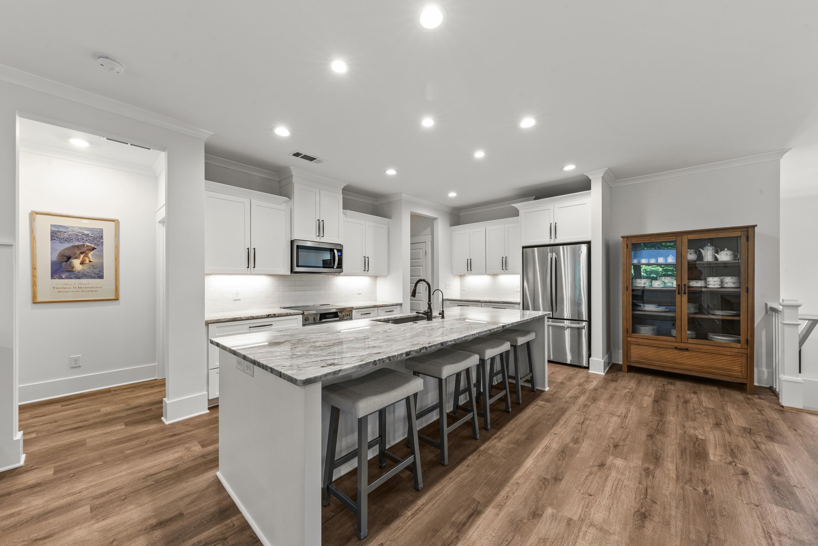 1100 HIDDEN HILLS CIRCLE