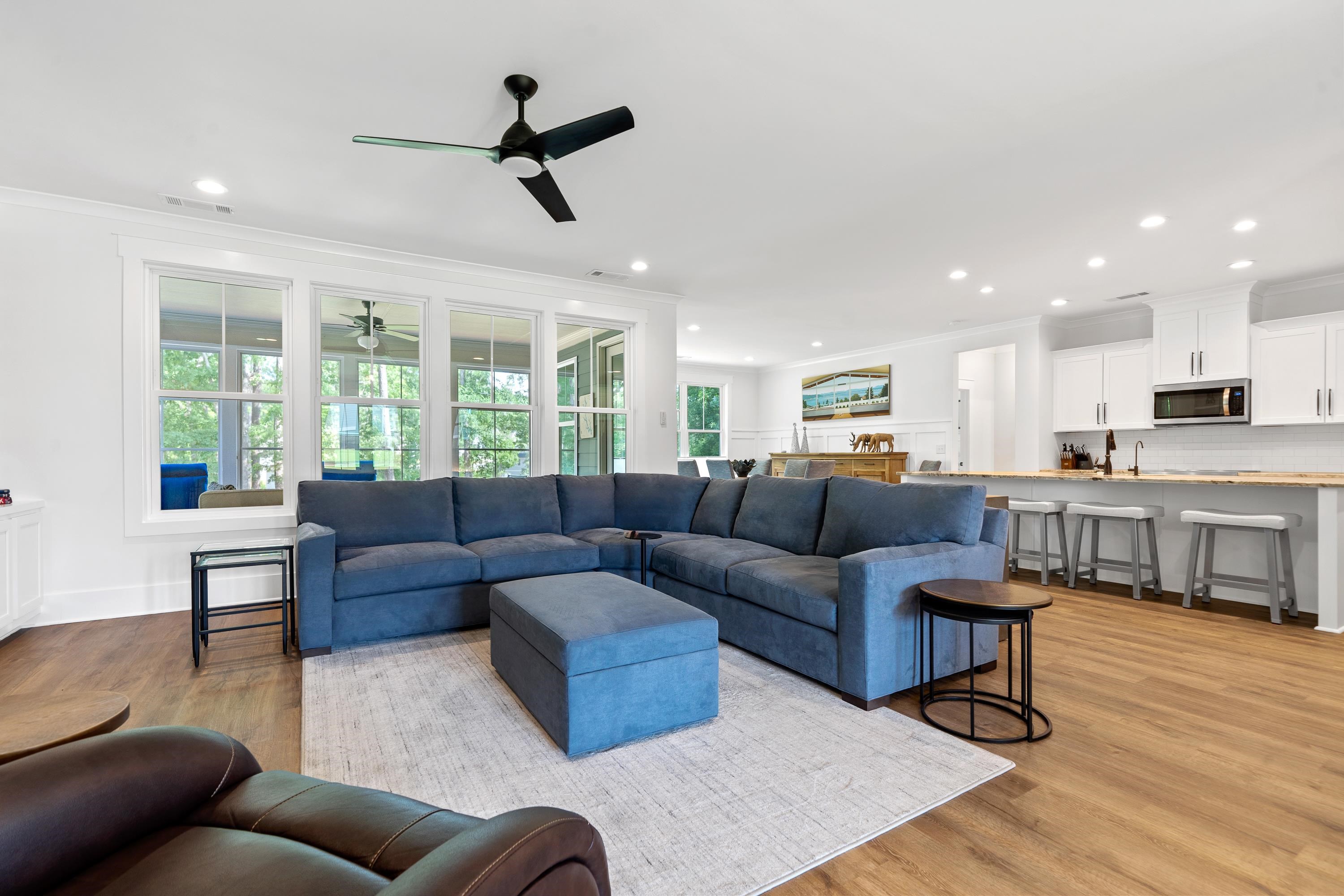 1100 HIDDEN HILLS CIRCLE