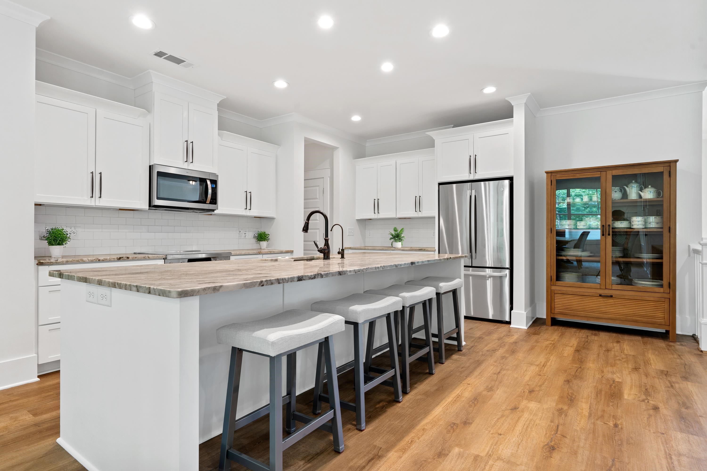 1100 HIDDEN HILLS CIRCLE