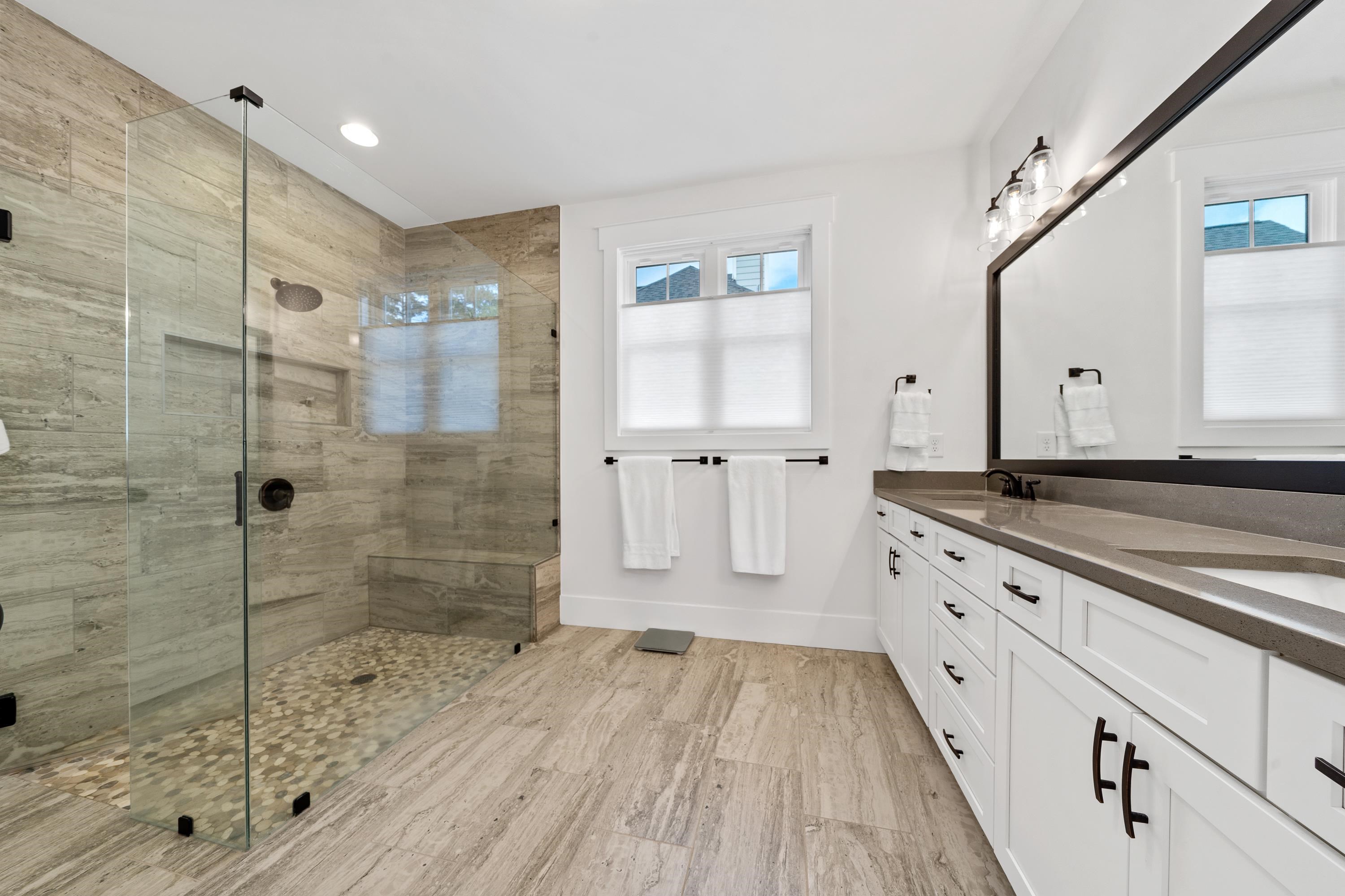 1100 HIDDEN HILLS CIRCLE