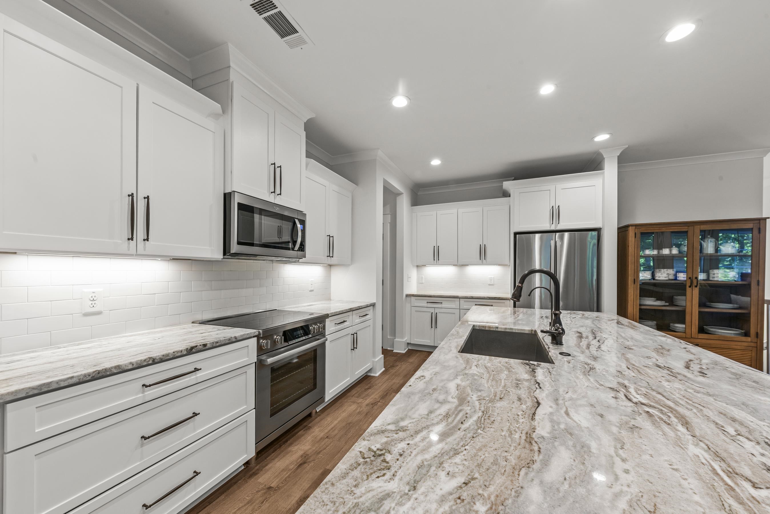 1100 HIDDEN HILLS CIRCLE