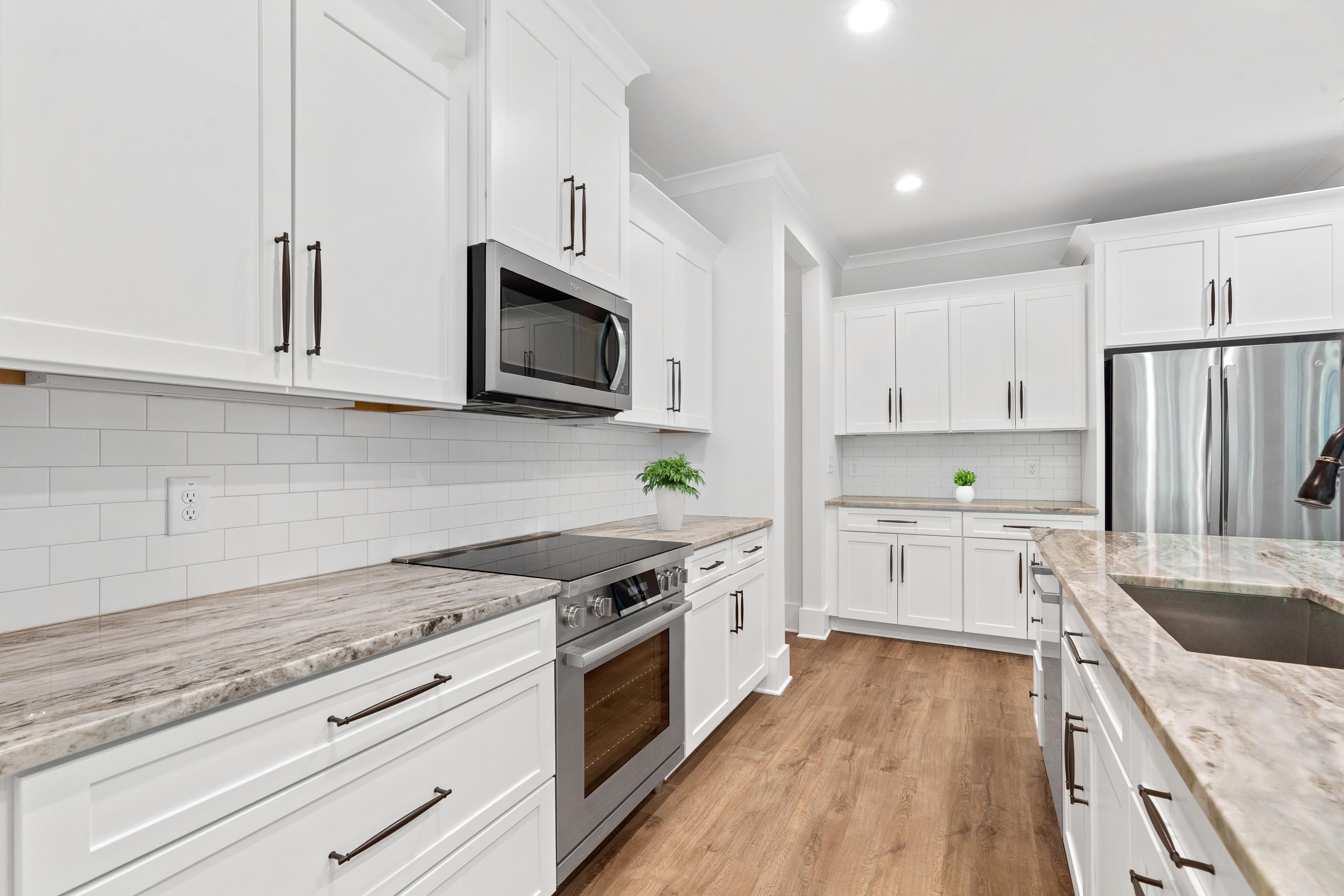 1100 HIDDEN HILLS CIRCLE